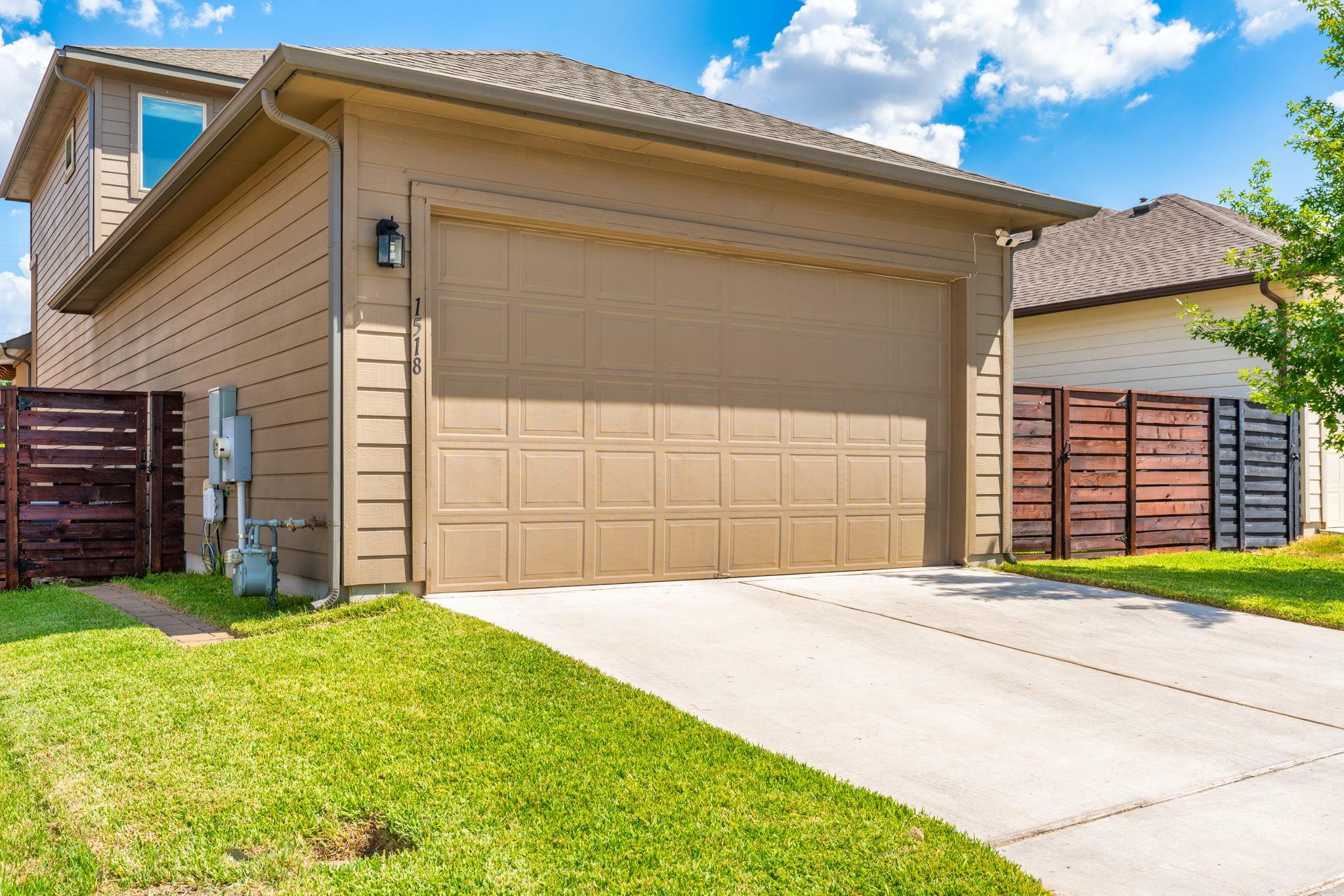 1518 Frontier Valley Dr, Austin, TX 78741