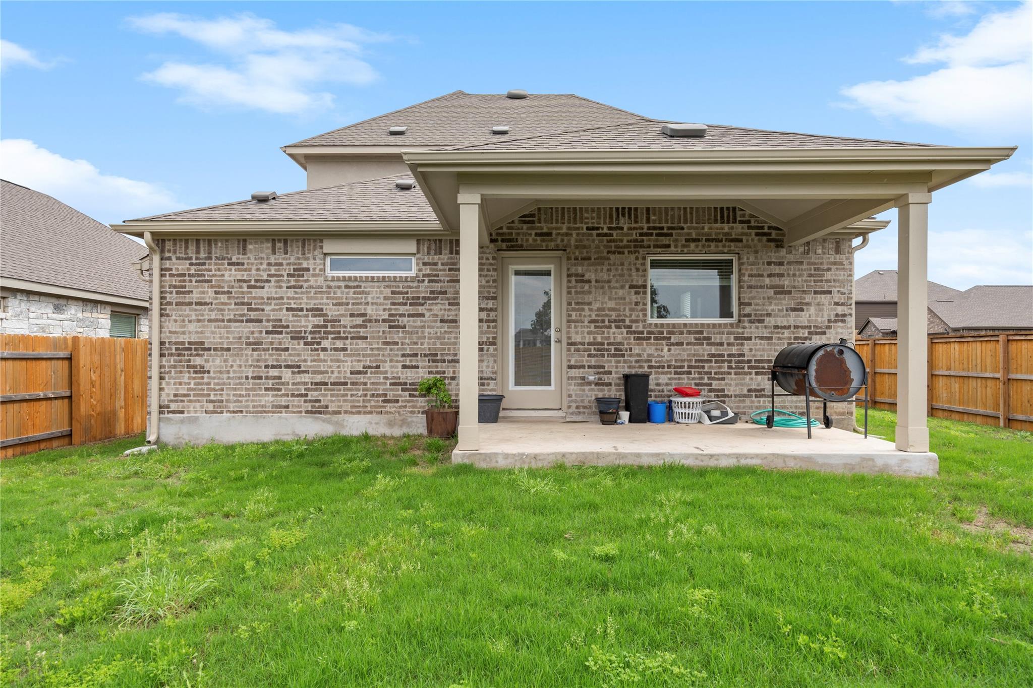660 Pheasant Hill Dr, Georgetown, TX 78628