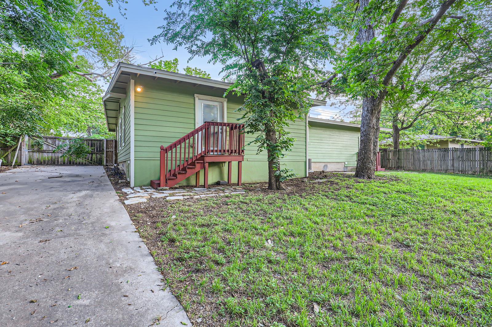 704 Wren Ave, Austin, TX 78753