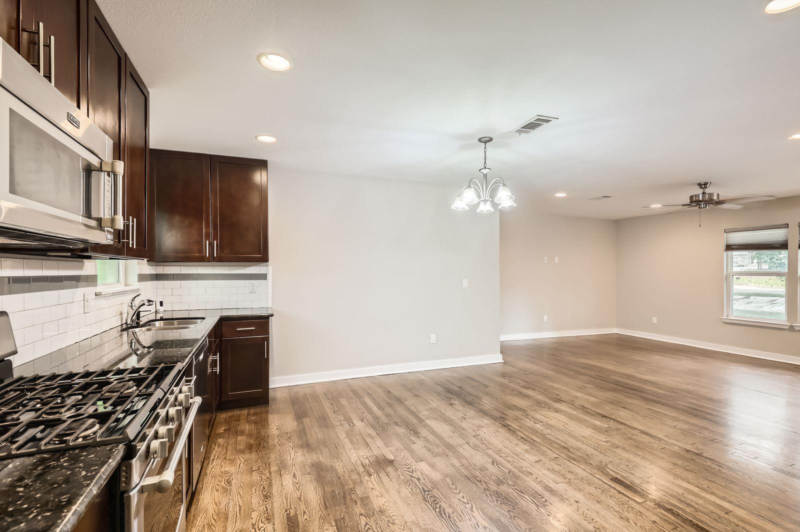 704 Wren Ave, Austin, TX 78753