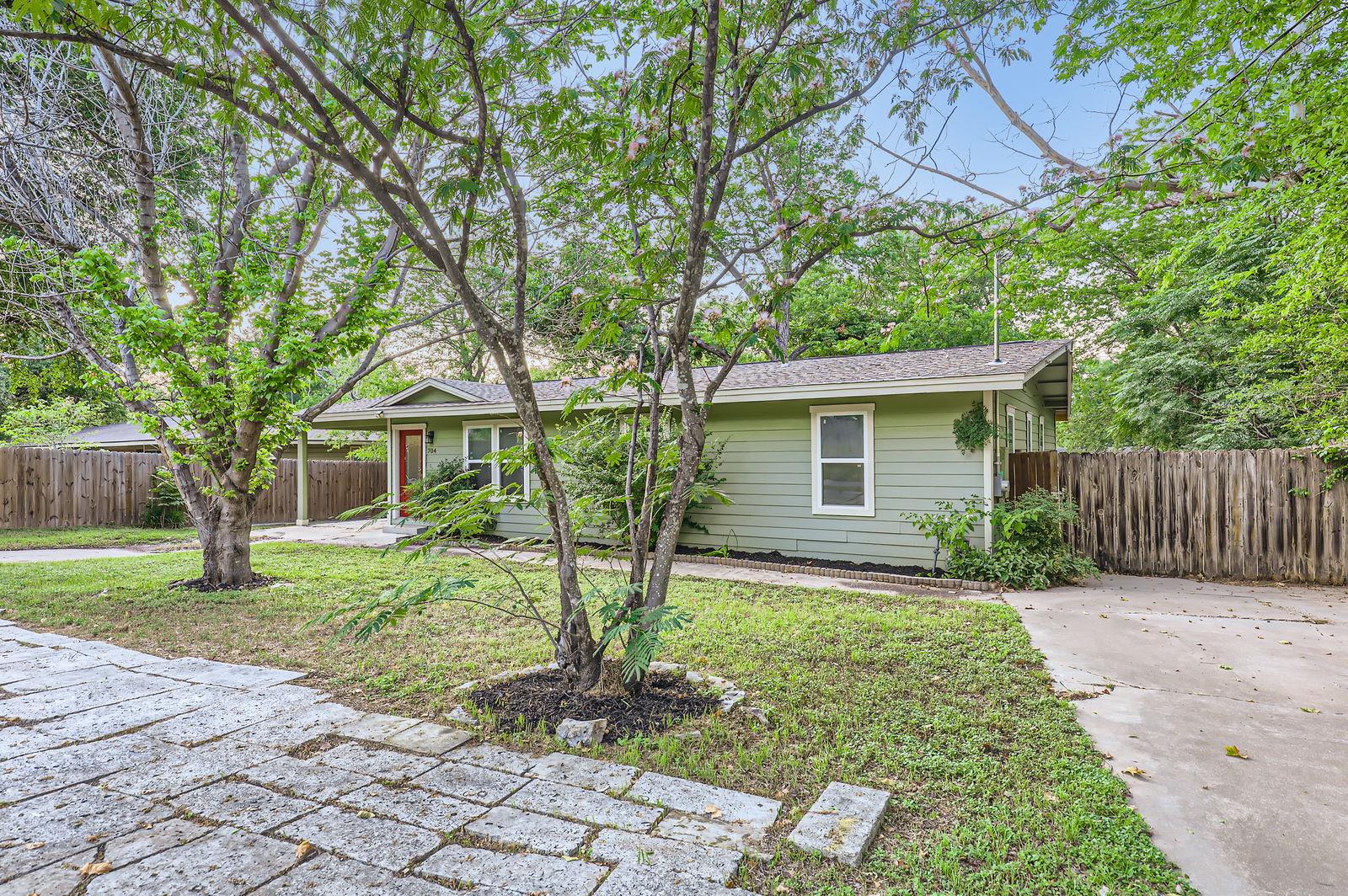 704 Wren Ave, Austin, TX 78753