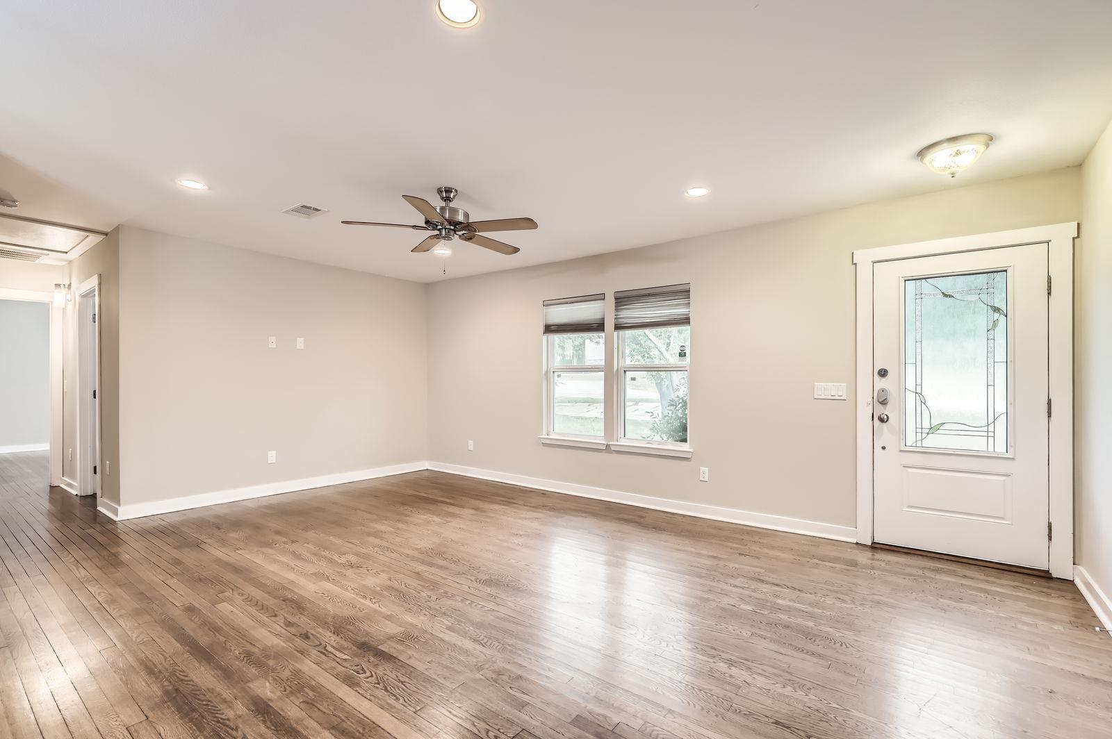 704 Wren Ave, Austin, TX 78753