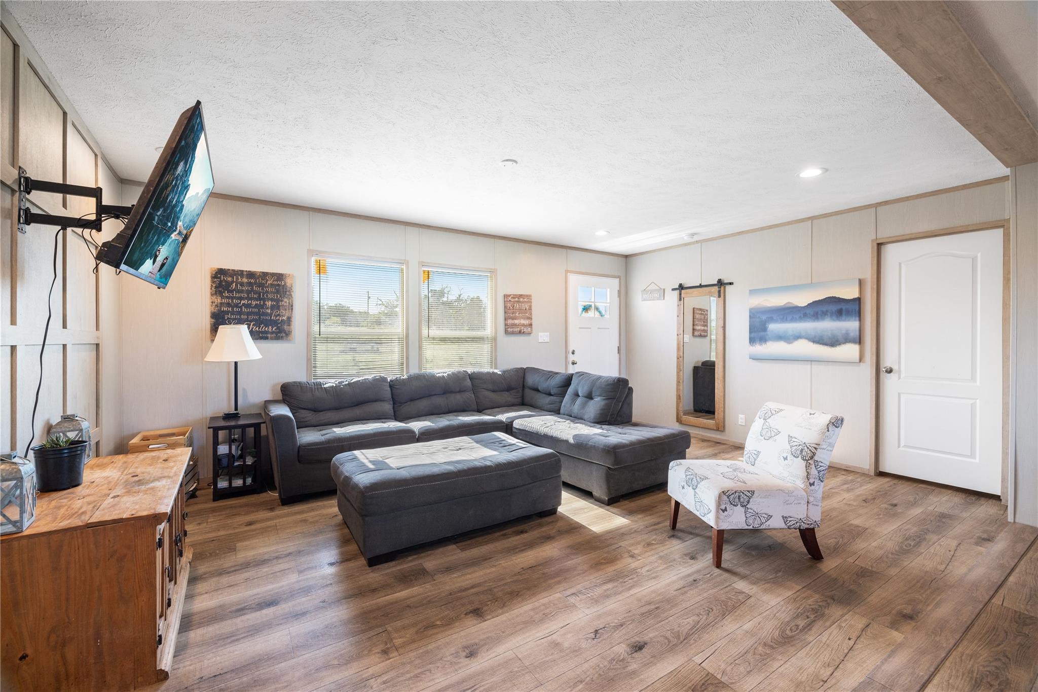 245 Sky Trail Dr, Harper, TX 78631