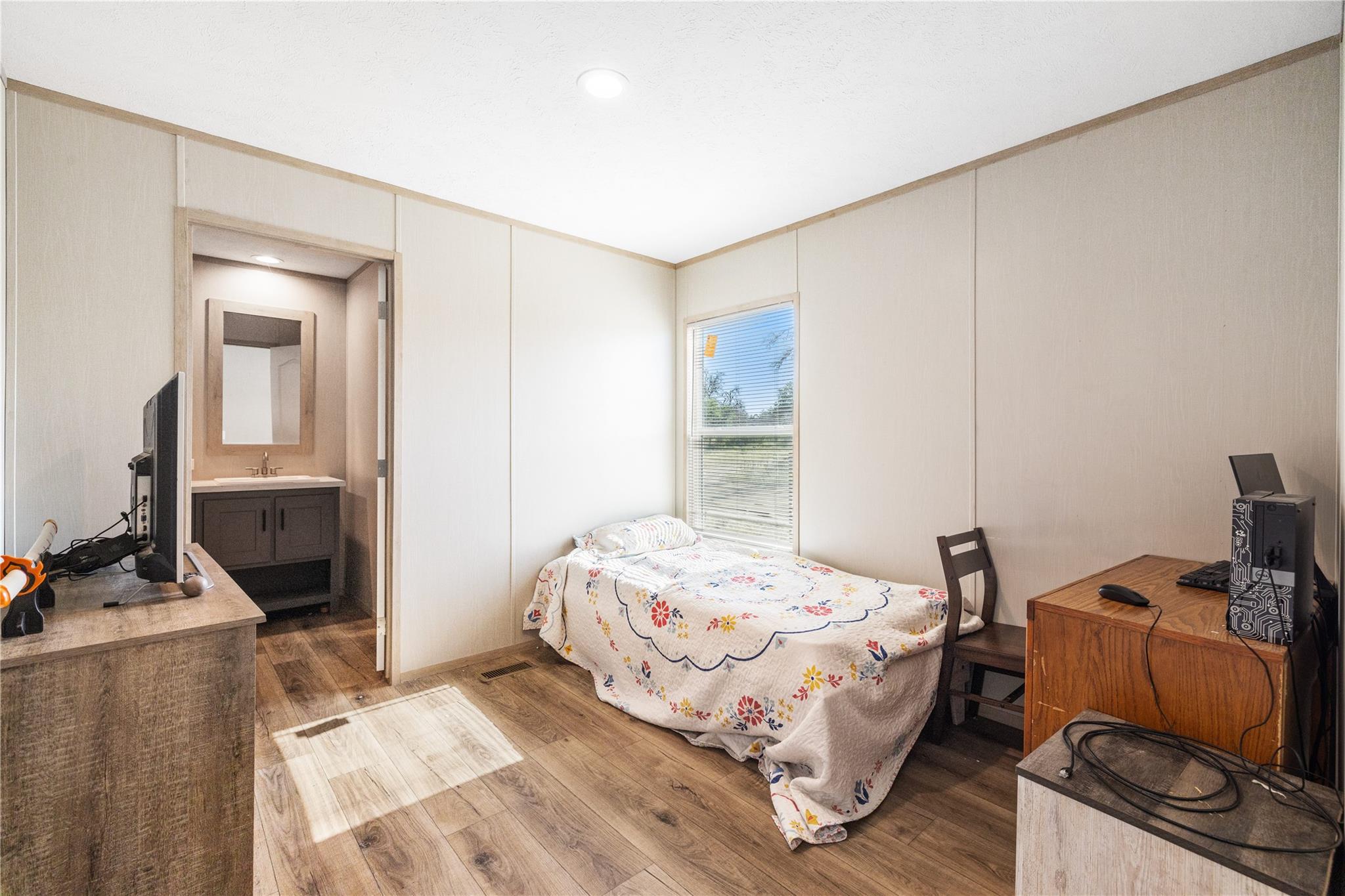 245 Sky Trail Dr, Harper, TX 78631