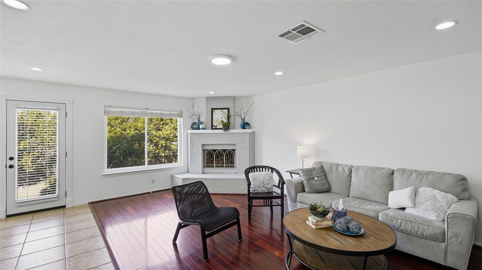 3744 Top Rock Ln, Round Rock, TX 78681