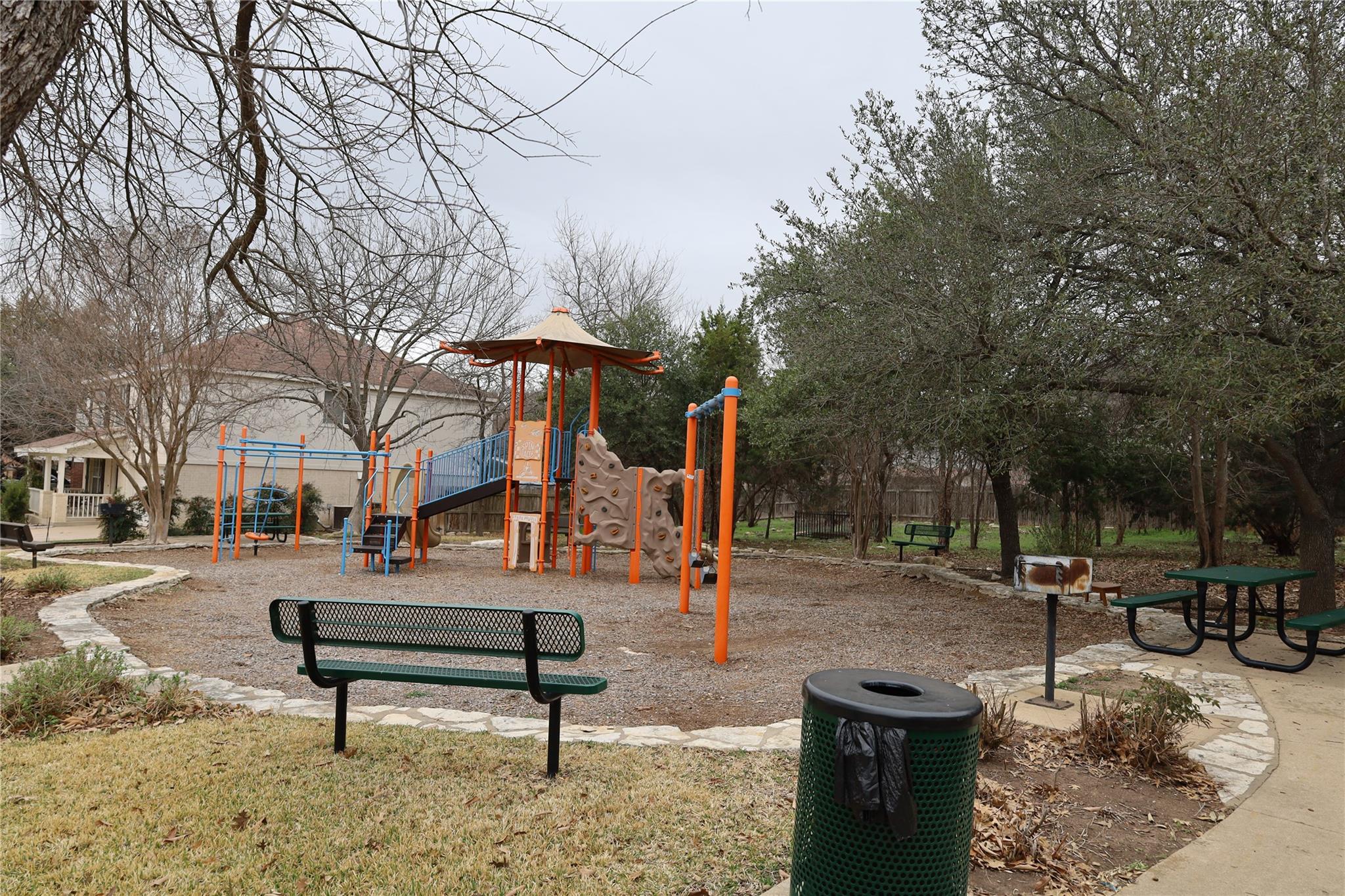 3744 Top Rock Ln, Round Rock, TX 78681