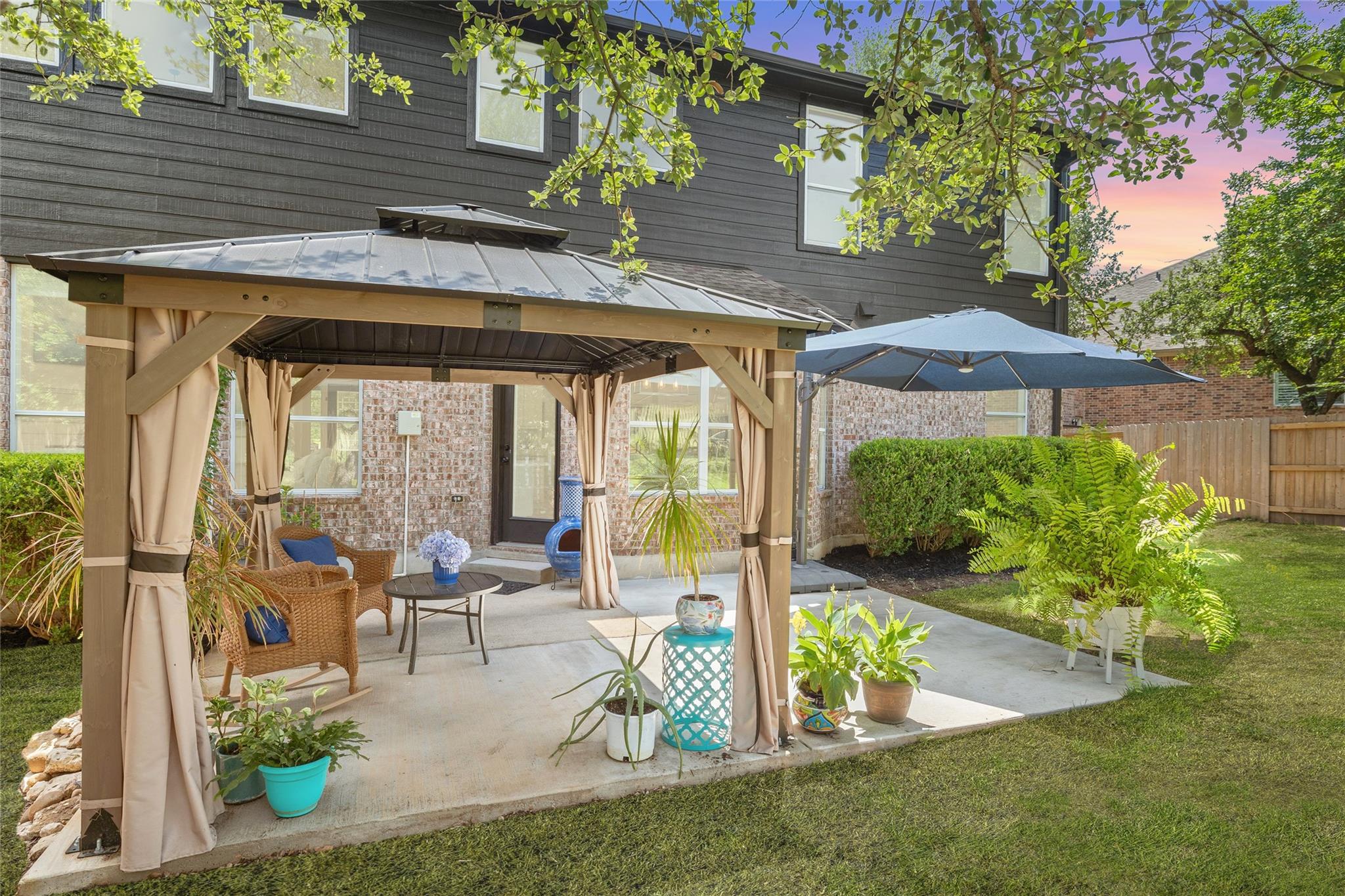 220 Grafton Ln, Austin, TX 78737