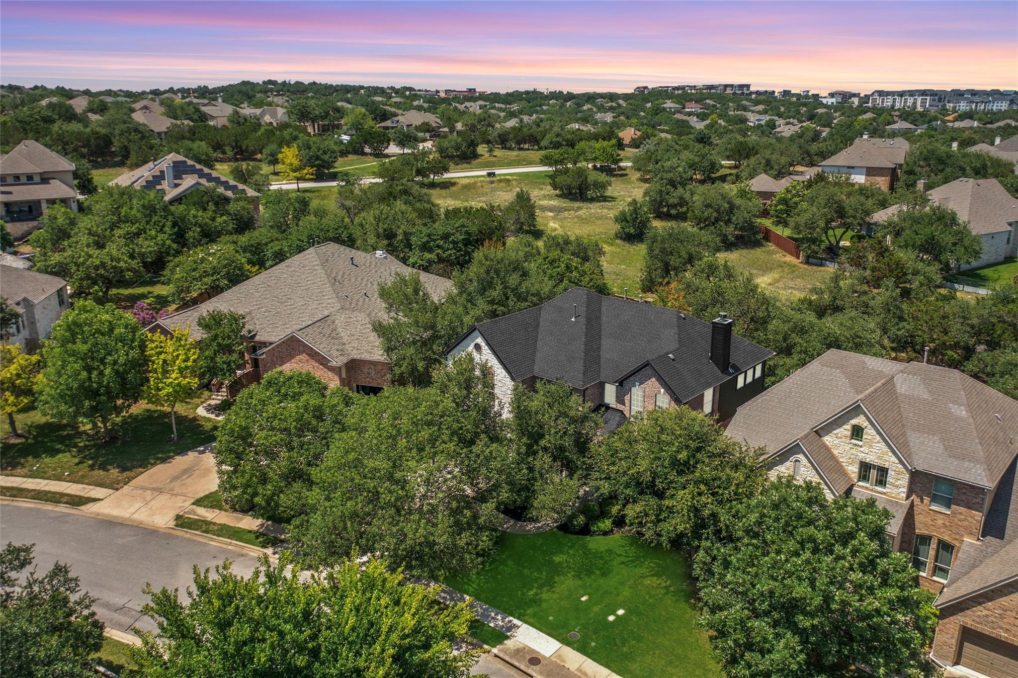 220 Grafton Ln, Austin, TX 78737