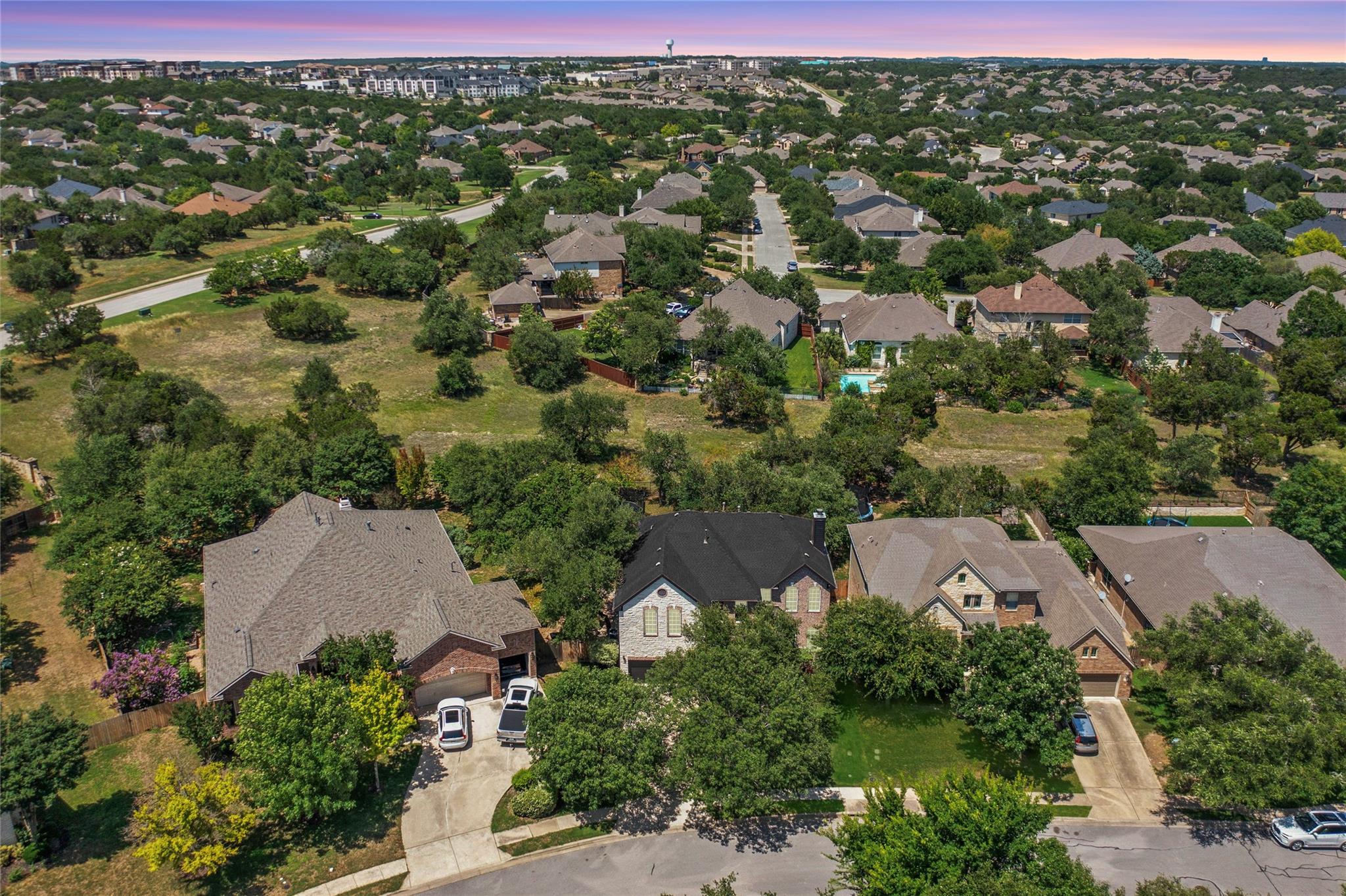 220 Grafton Ln, Austin, TX 78737