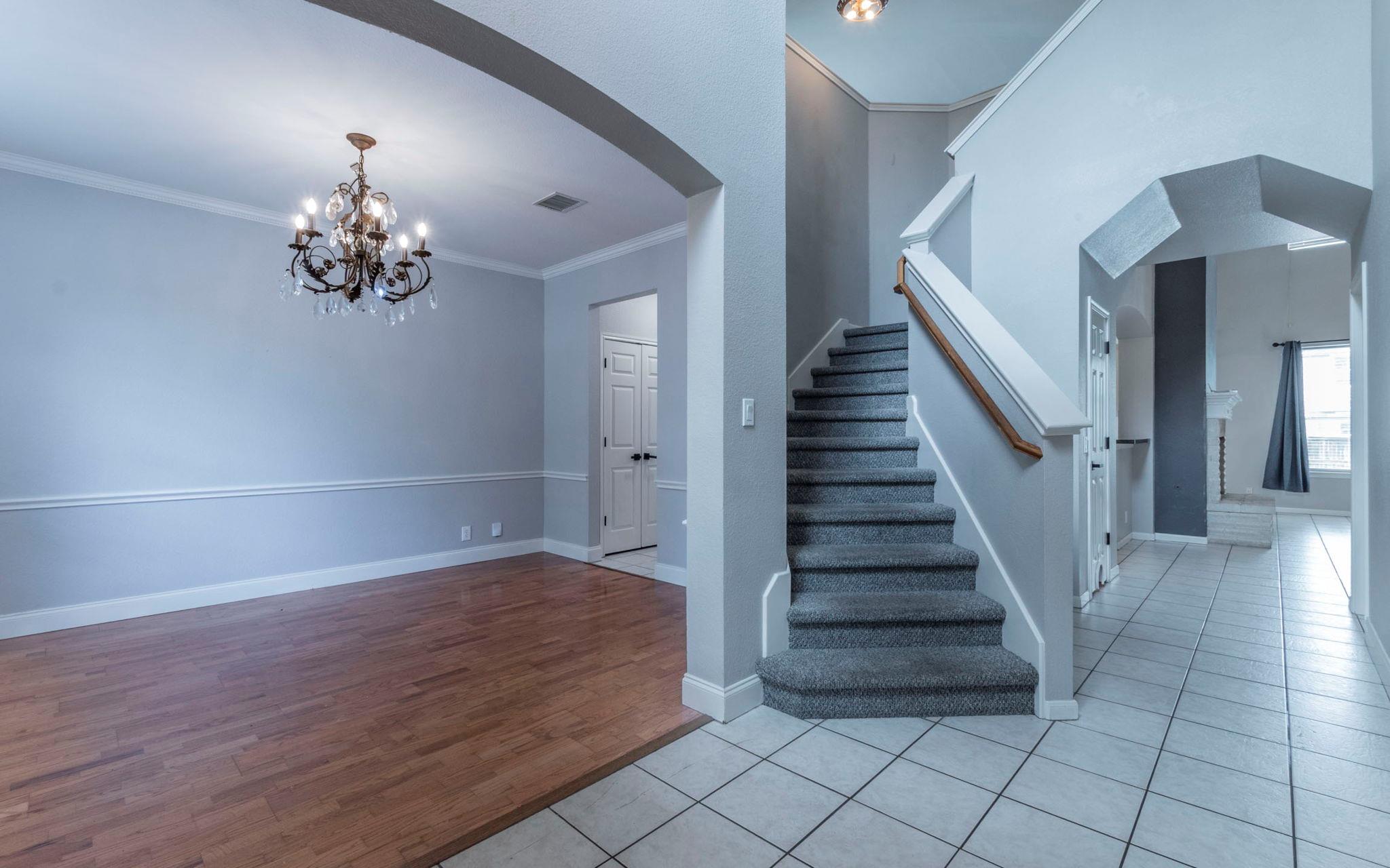 208 Settlers Valley Dr, Pflugerville, TX 78660