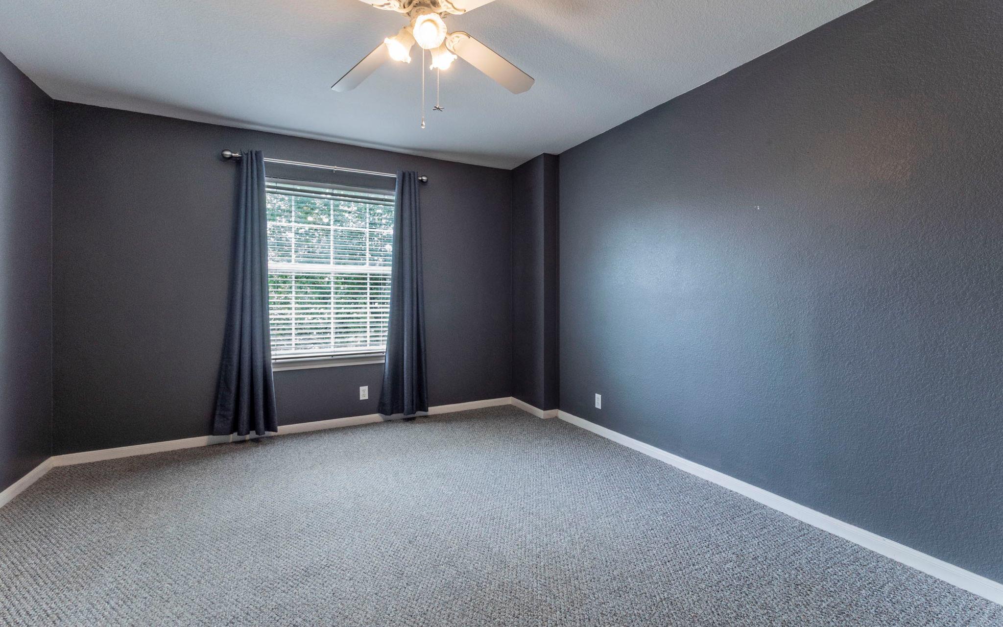 208 Settlers Valley Dr, Pflugerville, TX 78660