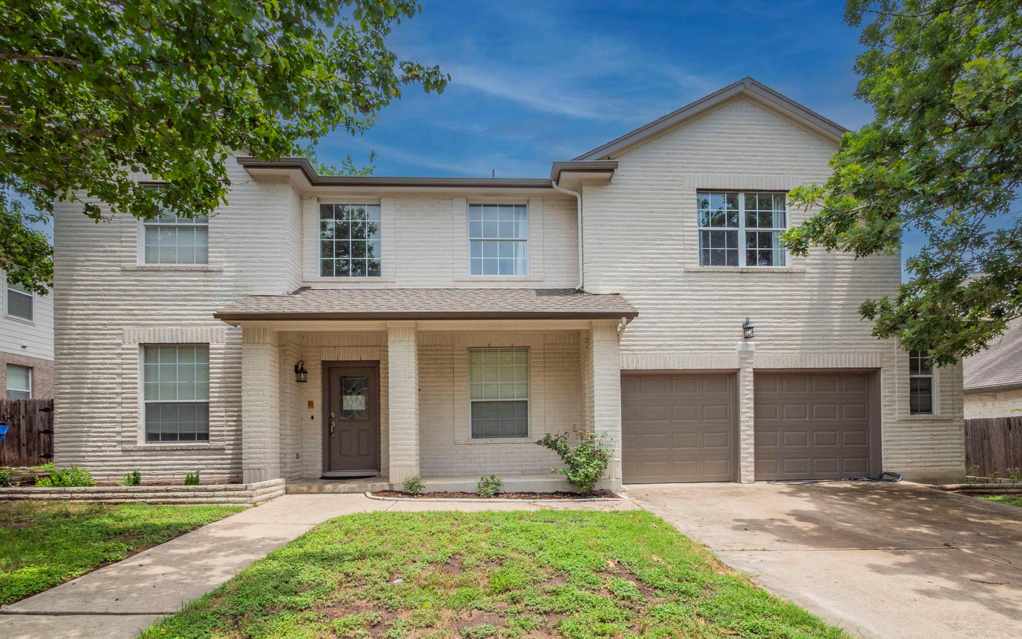 208 Settlers Valley Dr, Pflugerville, TX 78660