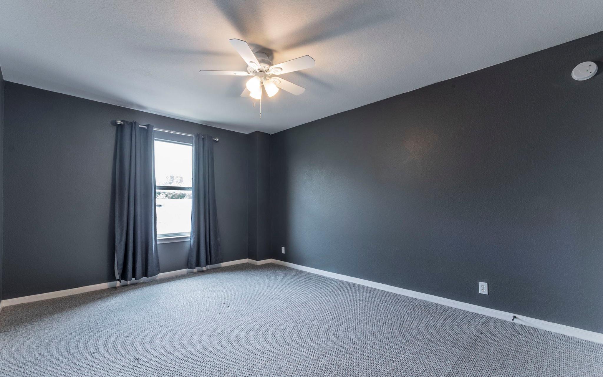 208 Settlers Valley Dr, Pflugerville, TX 78660