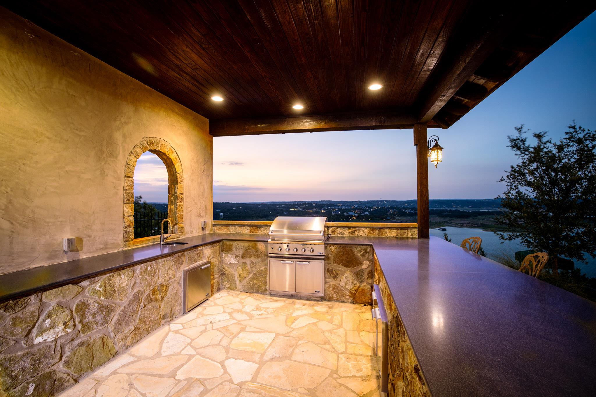 908 Watercliffe Dr, Lago Vista, TX 78645