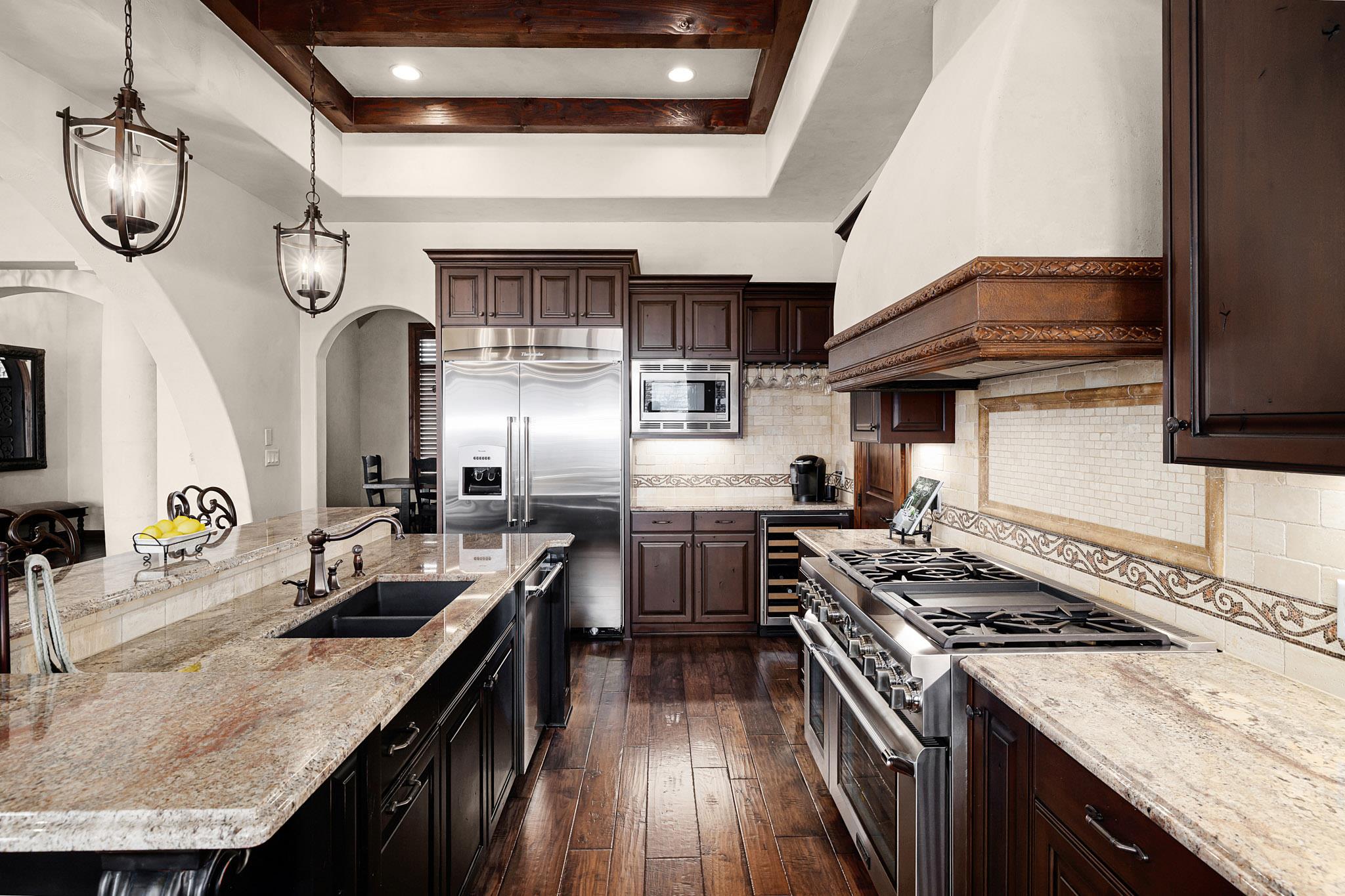 908 Watercliffe Dr, Lago Vista, TX 78645
