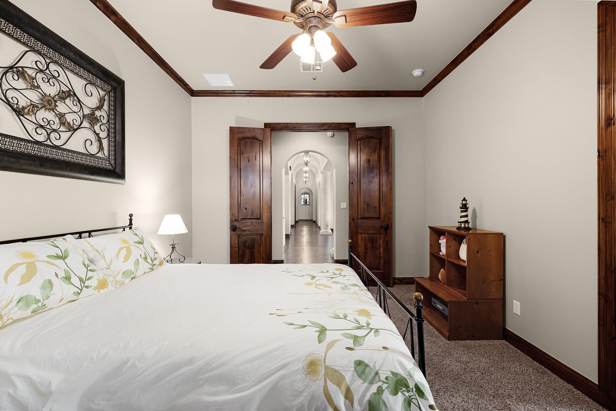908 Watercliffe Dr, Lago Vista, TX 78645