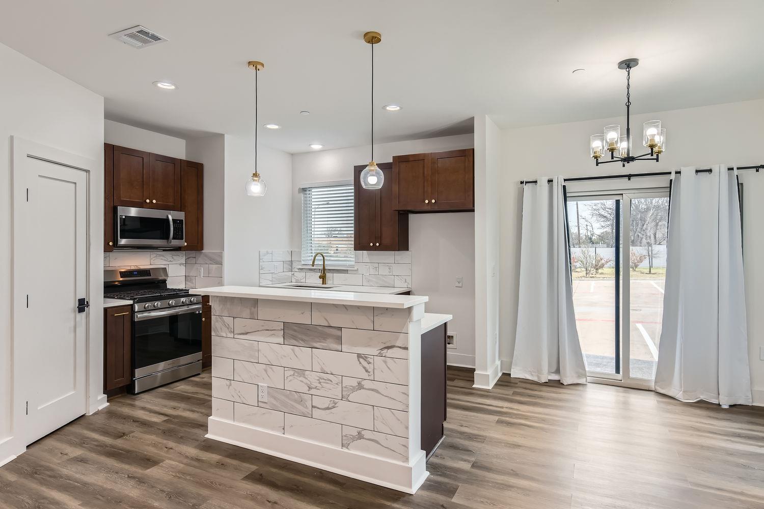 6820 Blue Dawn Trl, Austin, TX 78744