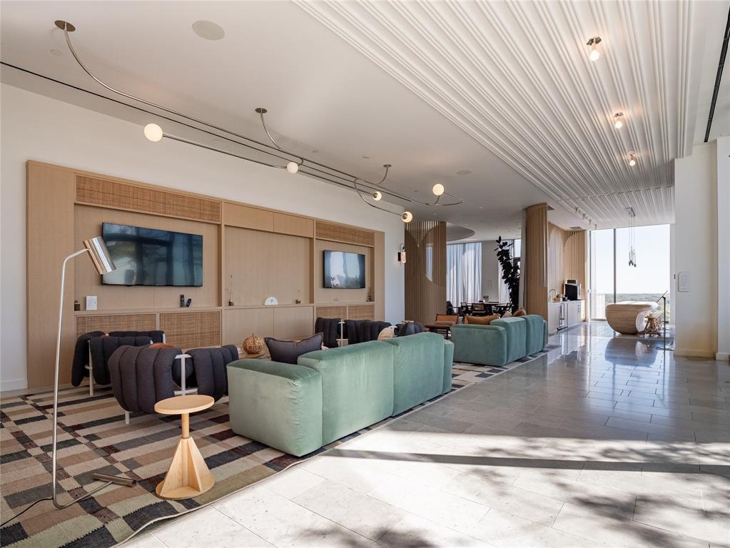 44 East Ave # 2910, Austin, TX 78701