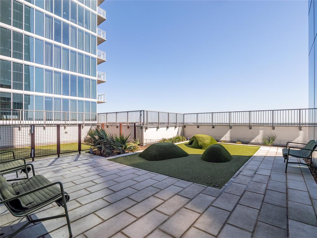 44 East Ave # 2910, Austin, TX 78701
