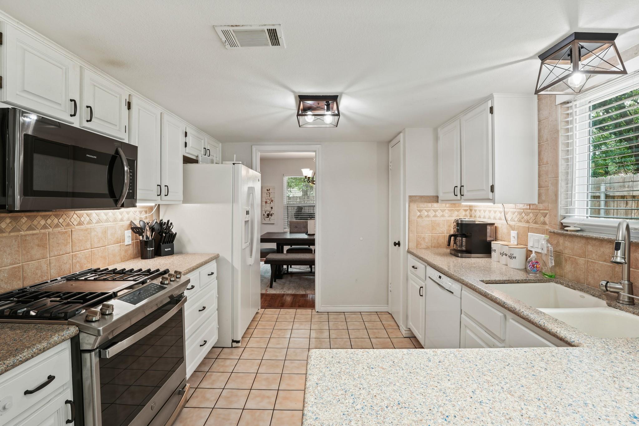 12508 Terra Nova Ln, Austin, TX 78727