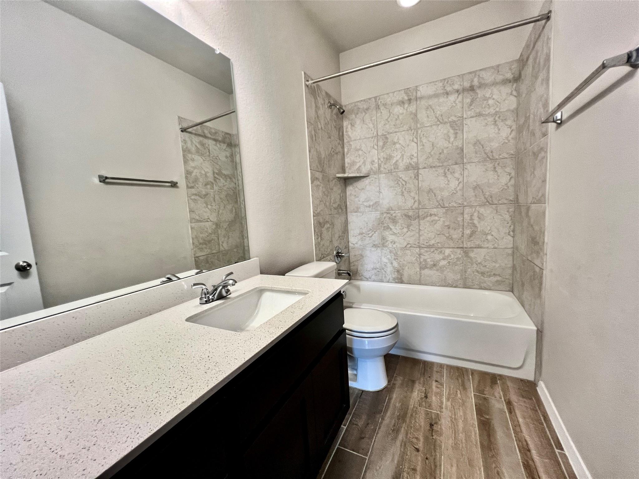 7811 Dakota Cir, Lago Vista, TX 78645