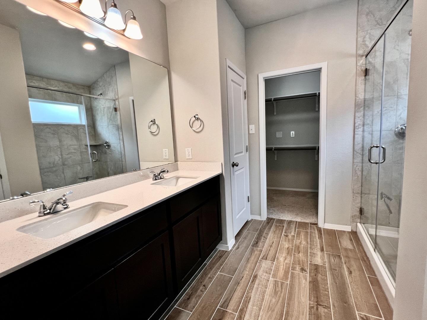 7811 Dakota Cir, Lago Vista, TX 78645