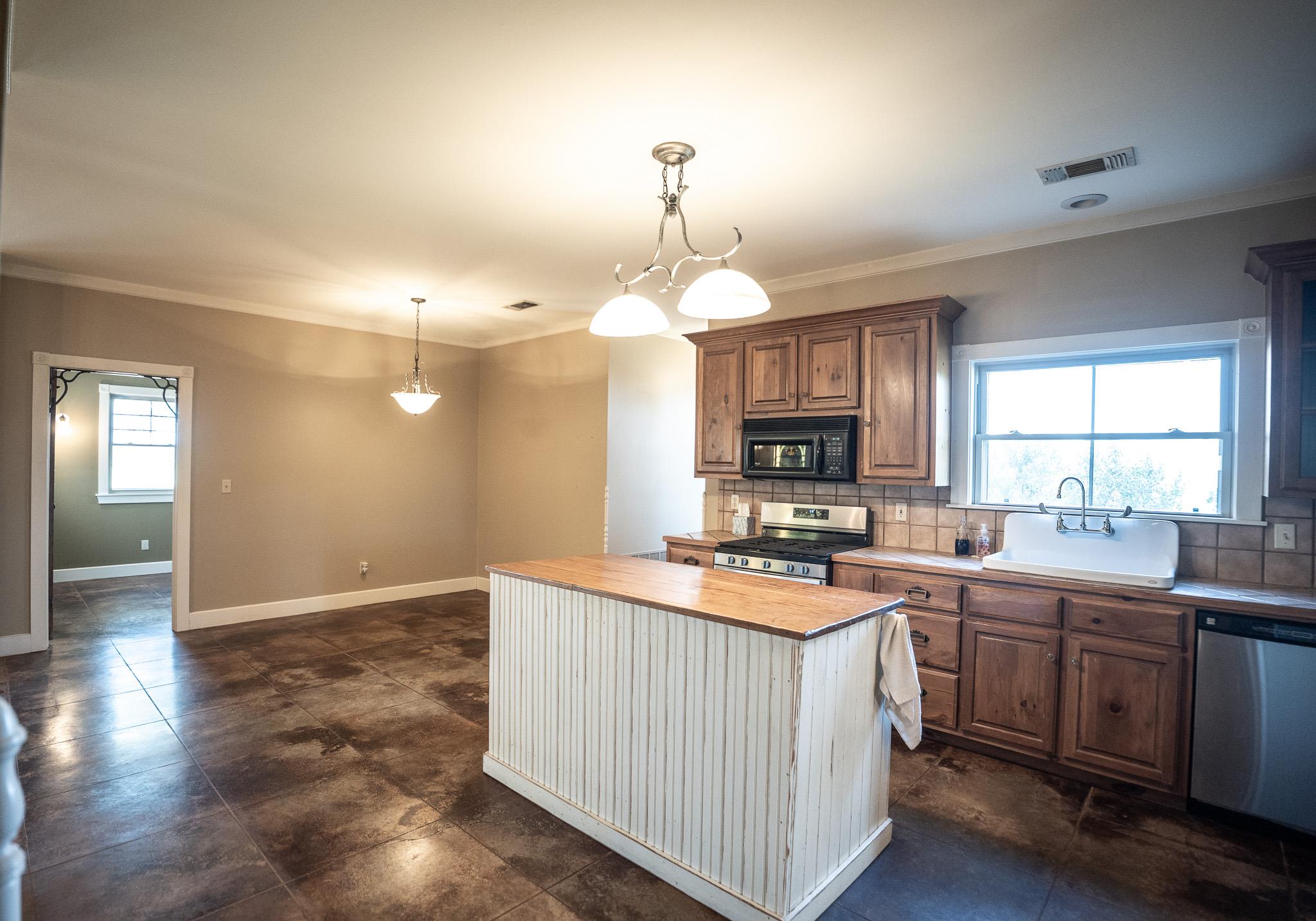 16162 FM 581, Lometa, TX 78653