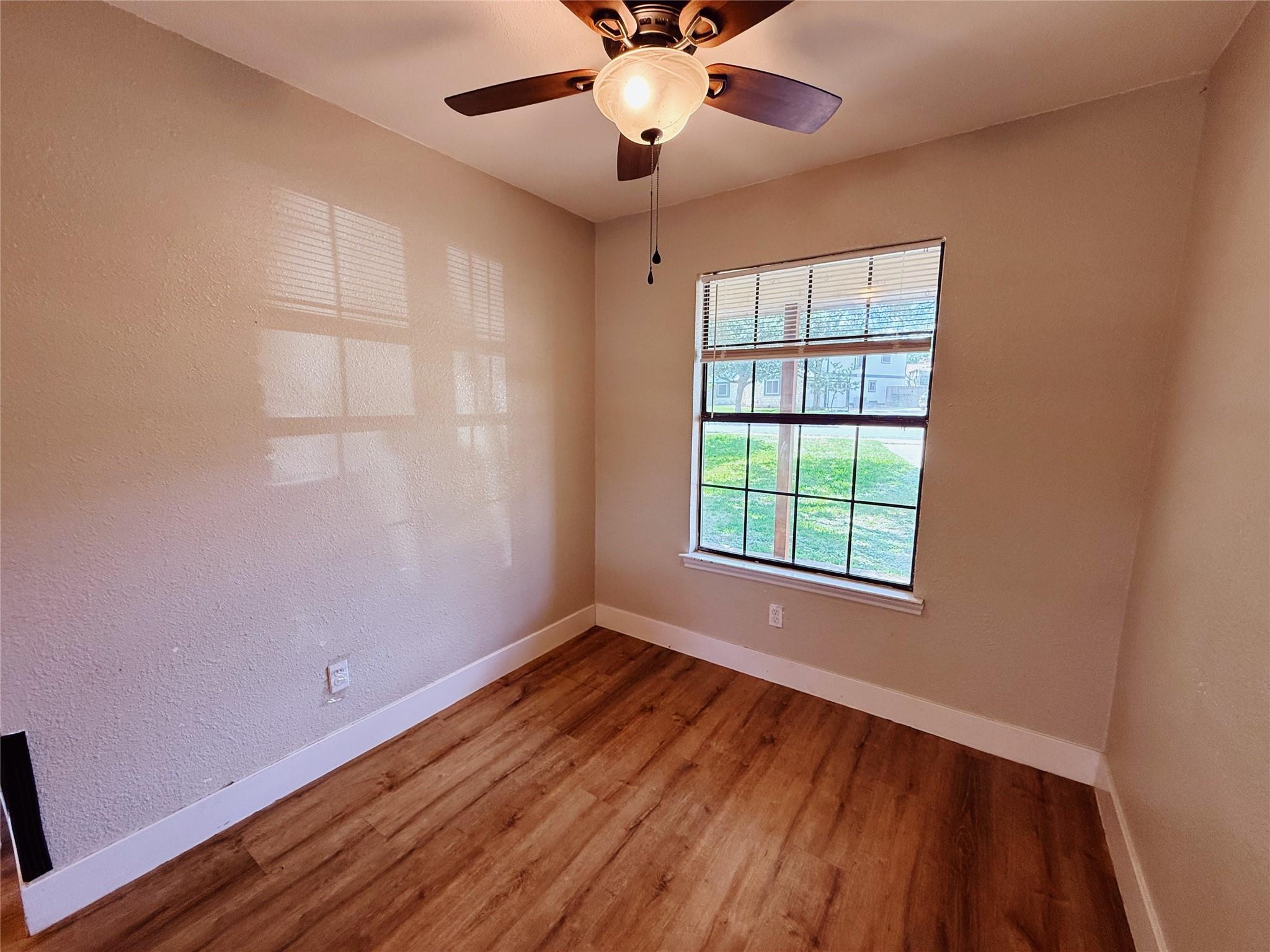 1711 Ryon Ln, Round Rock, TX 78681