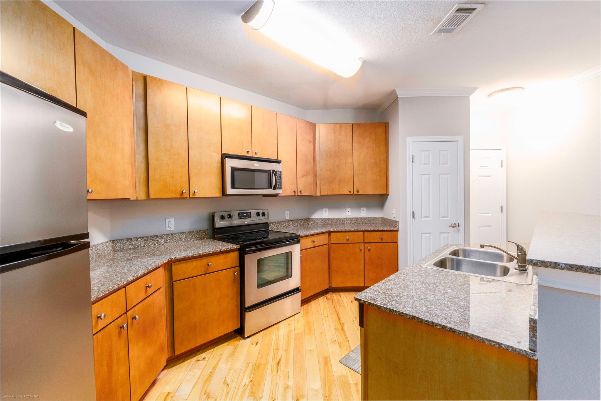 2502 Leon St # 305, Austin, TX 78705