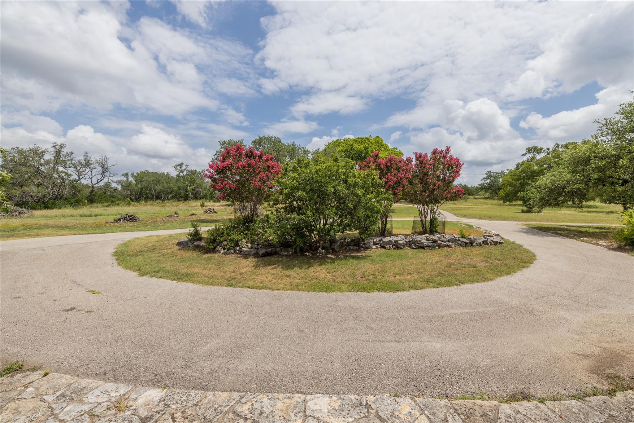 1441 Gatlin Creek Rd, Dripping Springs, TX 78620