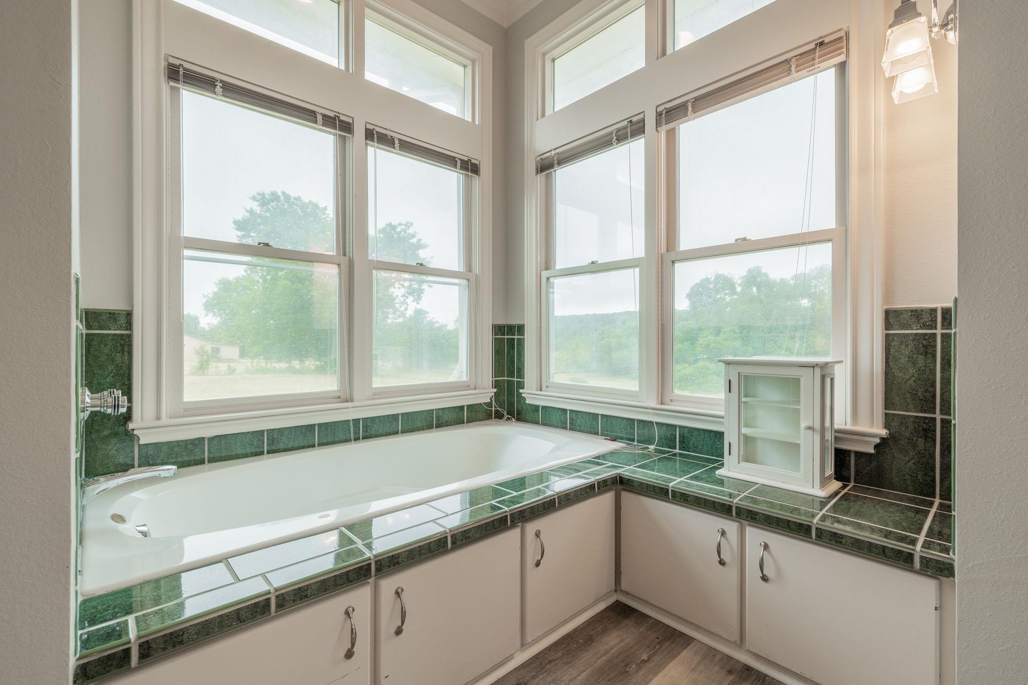 1441 Gatlin Creek Rd, Dripping Springs, TX 78620