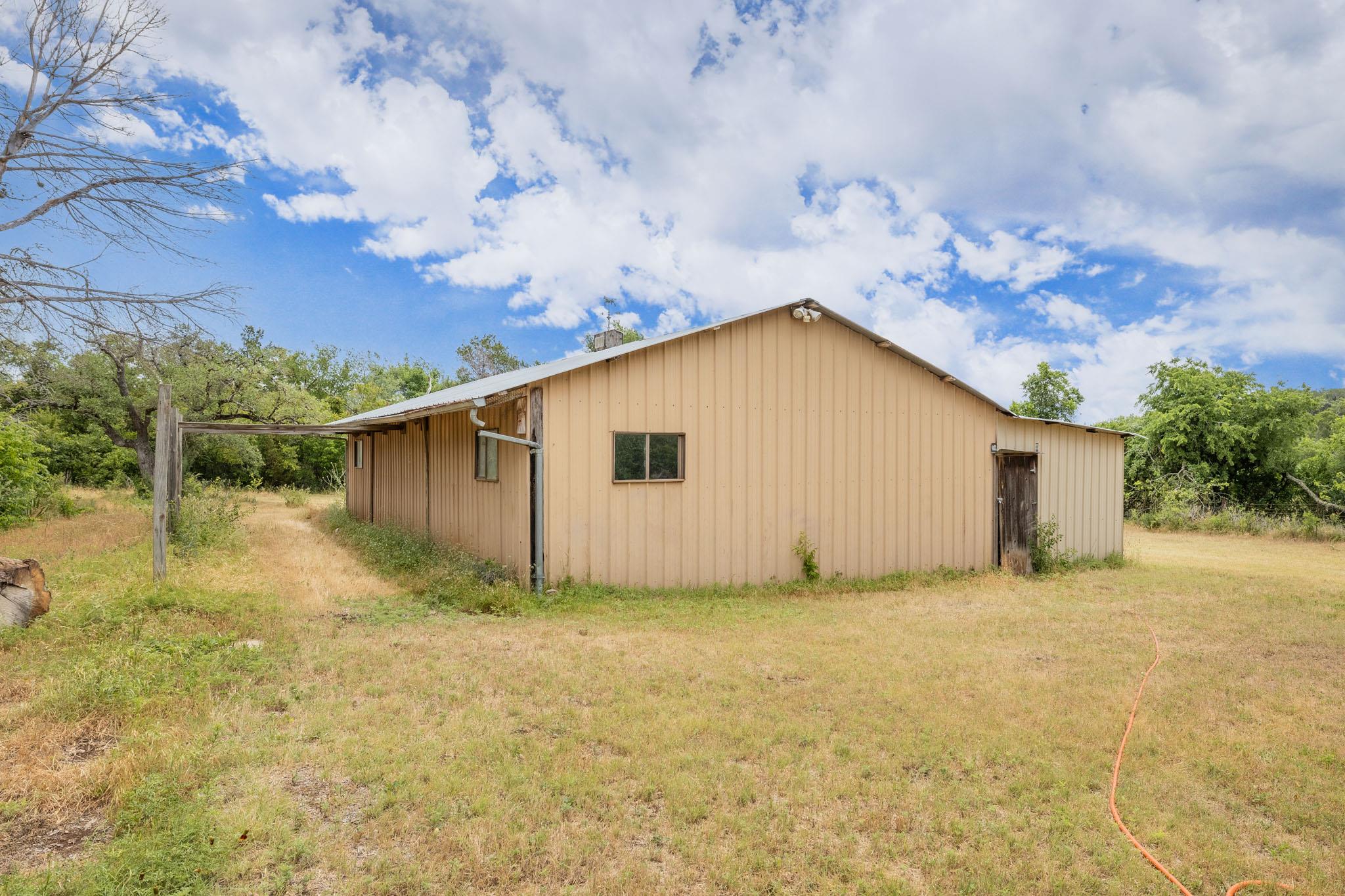 1441 Gatlin Creek Rd, Dripping Springs, TX 78620