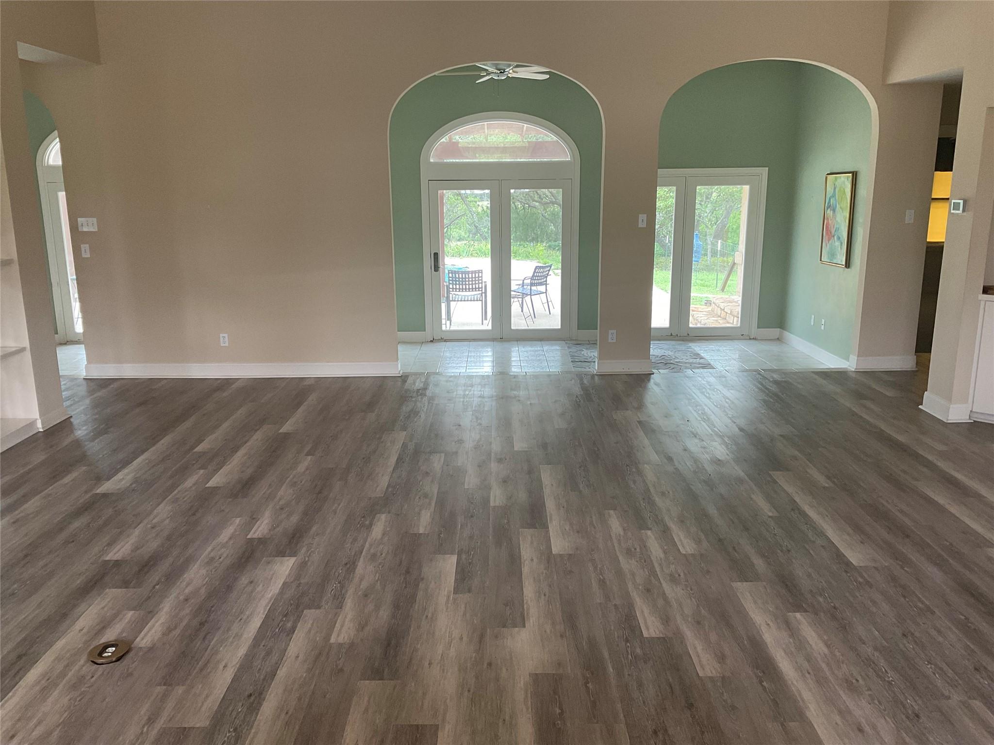 1441 Gatlin Creek Rd, Dripping Springs, TX 78620