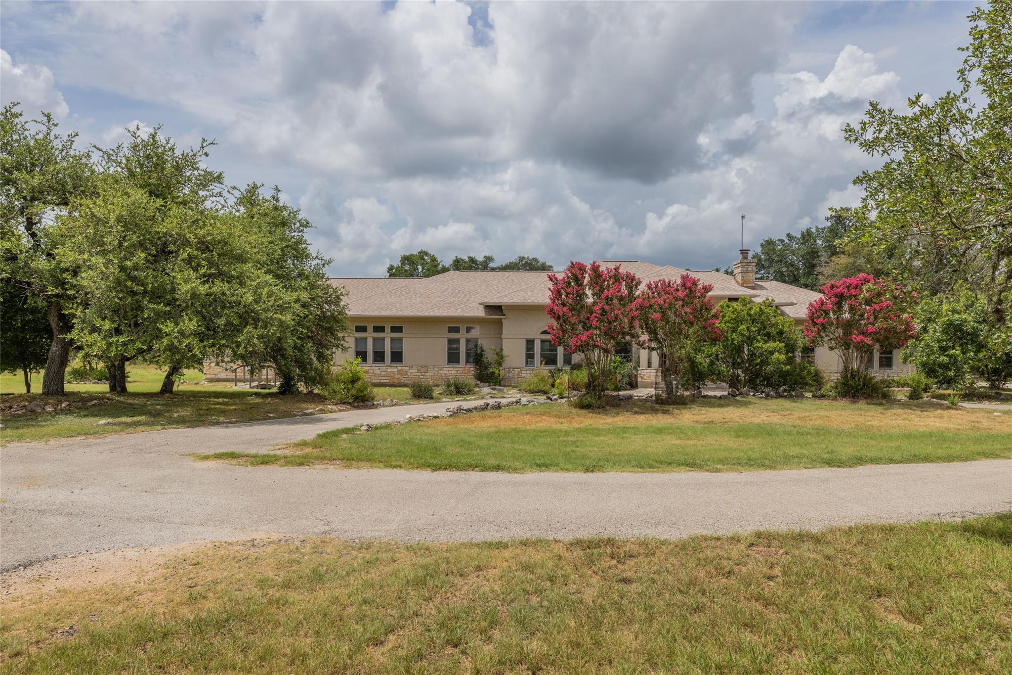 1441 Gatlin Creek Rd, Dripping Springs, TX 78620