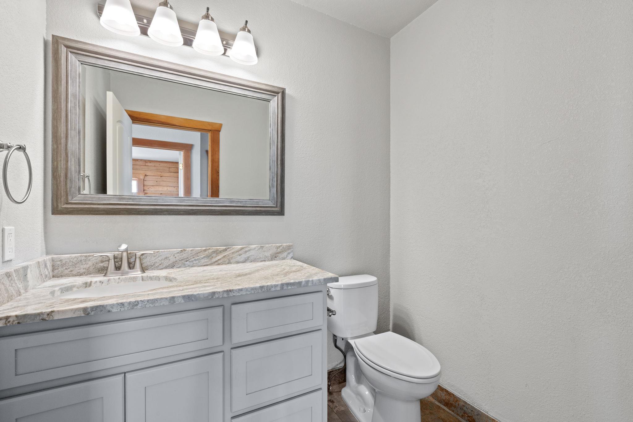 180 Bradley Ln, Rosanky, TX 78953