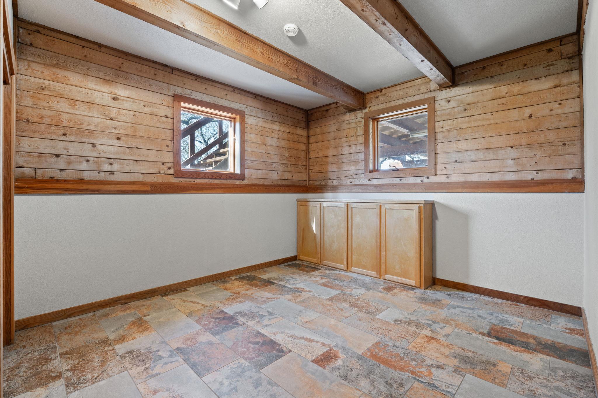 180 Bradley Ln, Rosanky, TX 78953