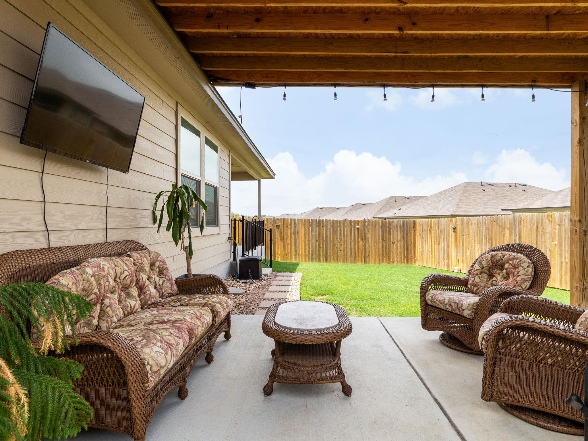 146 Hammond Ct, Jarrell, TX 76537