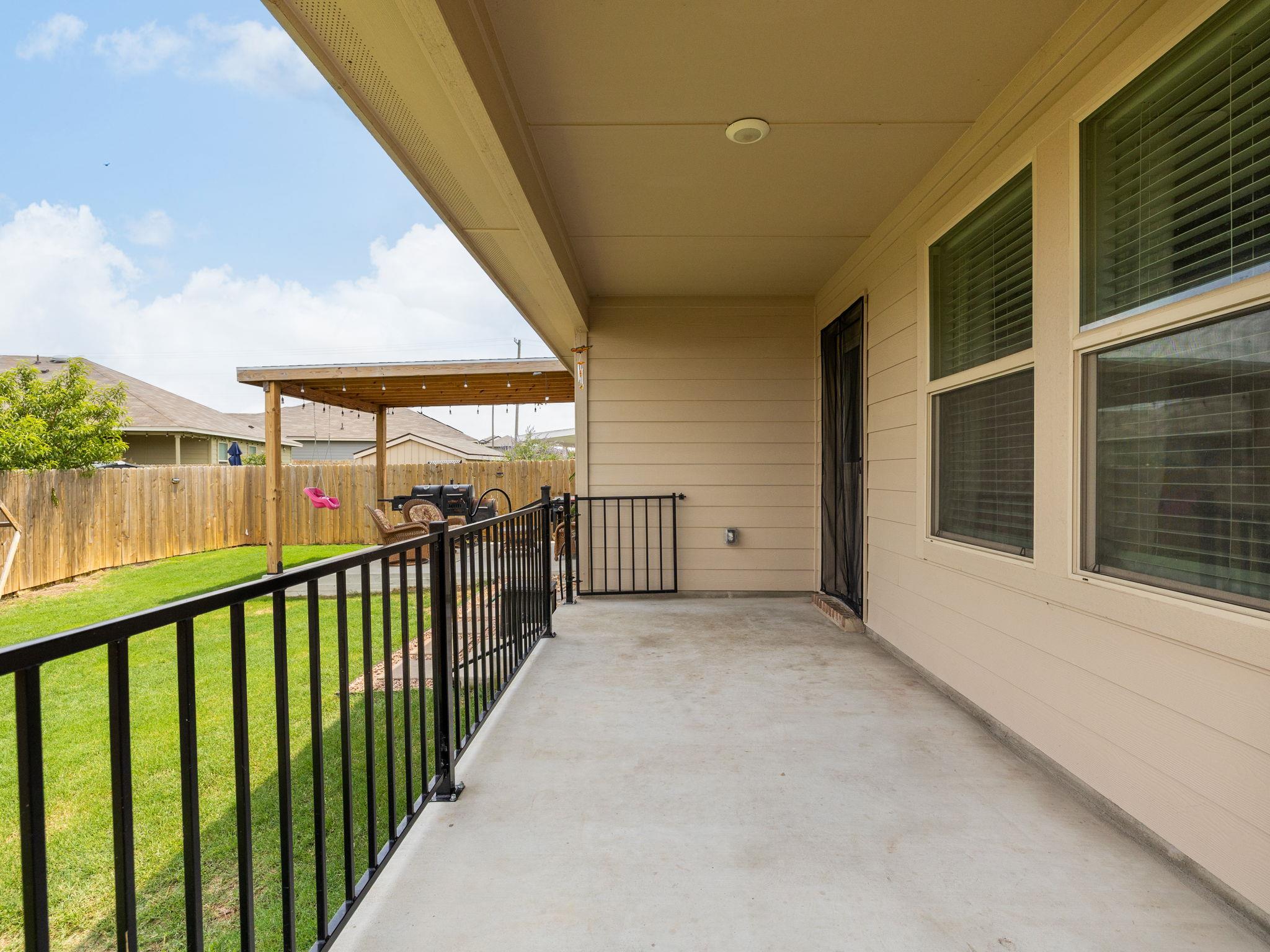 146 Hammond Ct, Jarrell, TX 76537