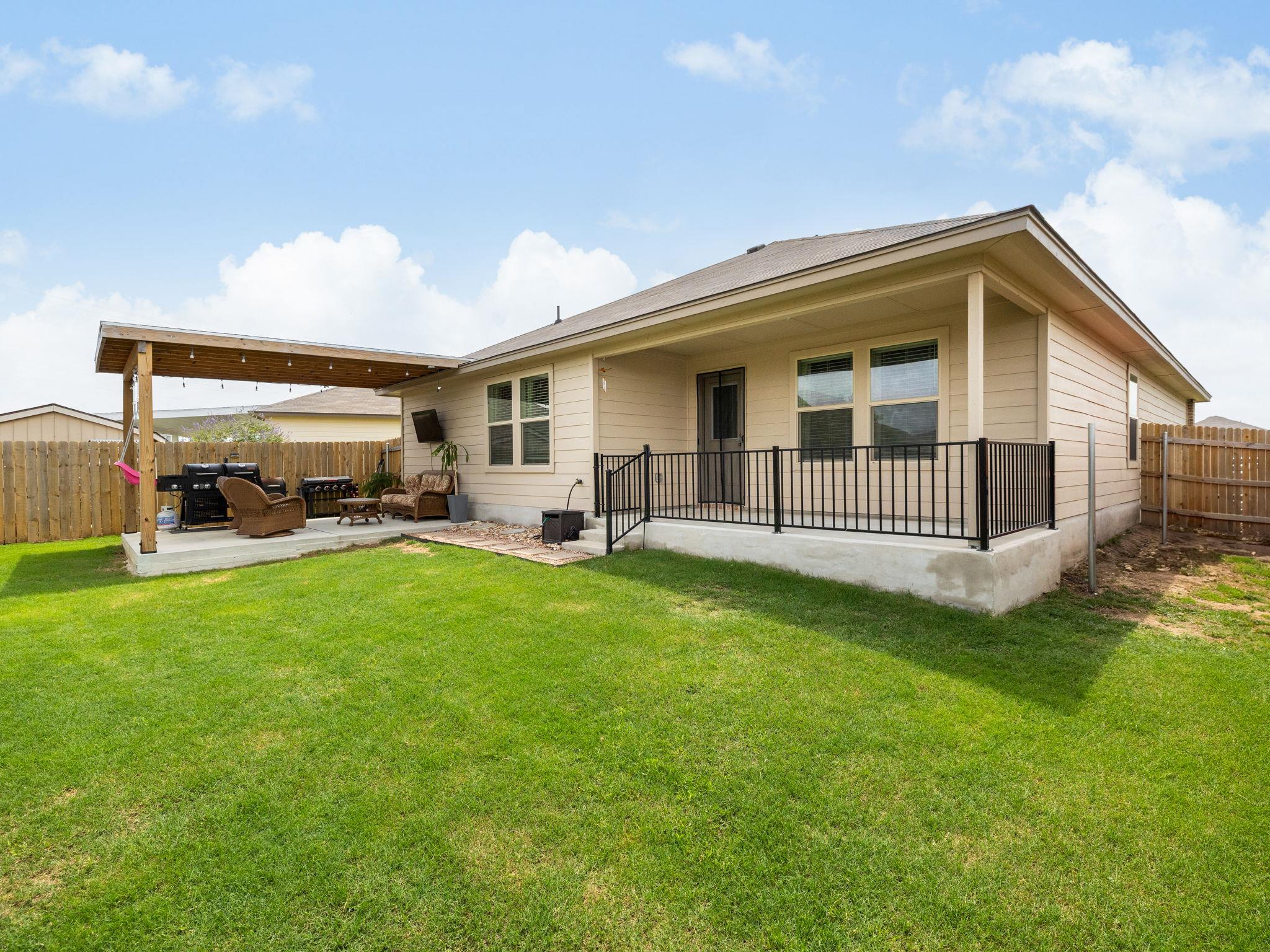 146 Hammond Ct, Jarrell, TX 76537