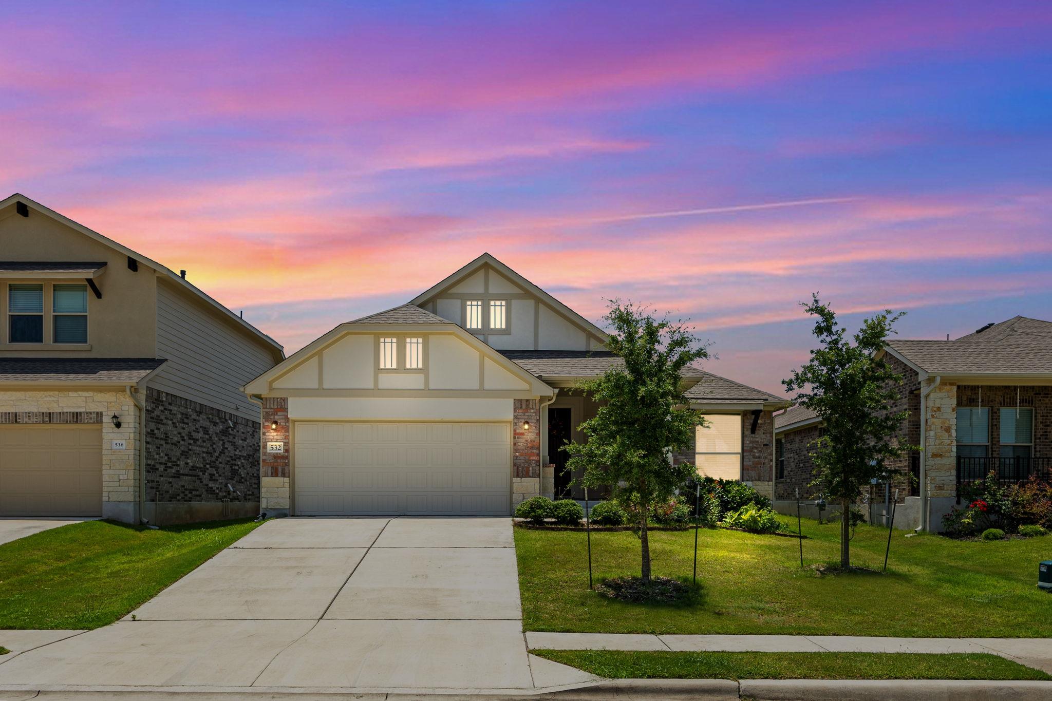532 Elm Green St, Hutto, TX 78634