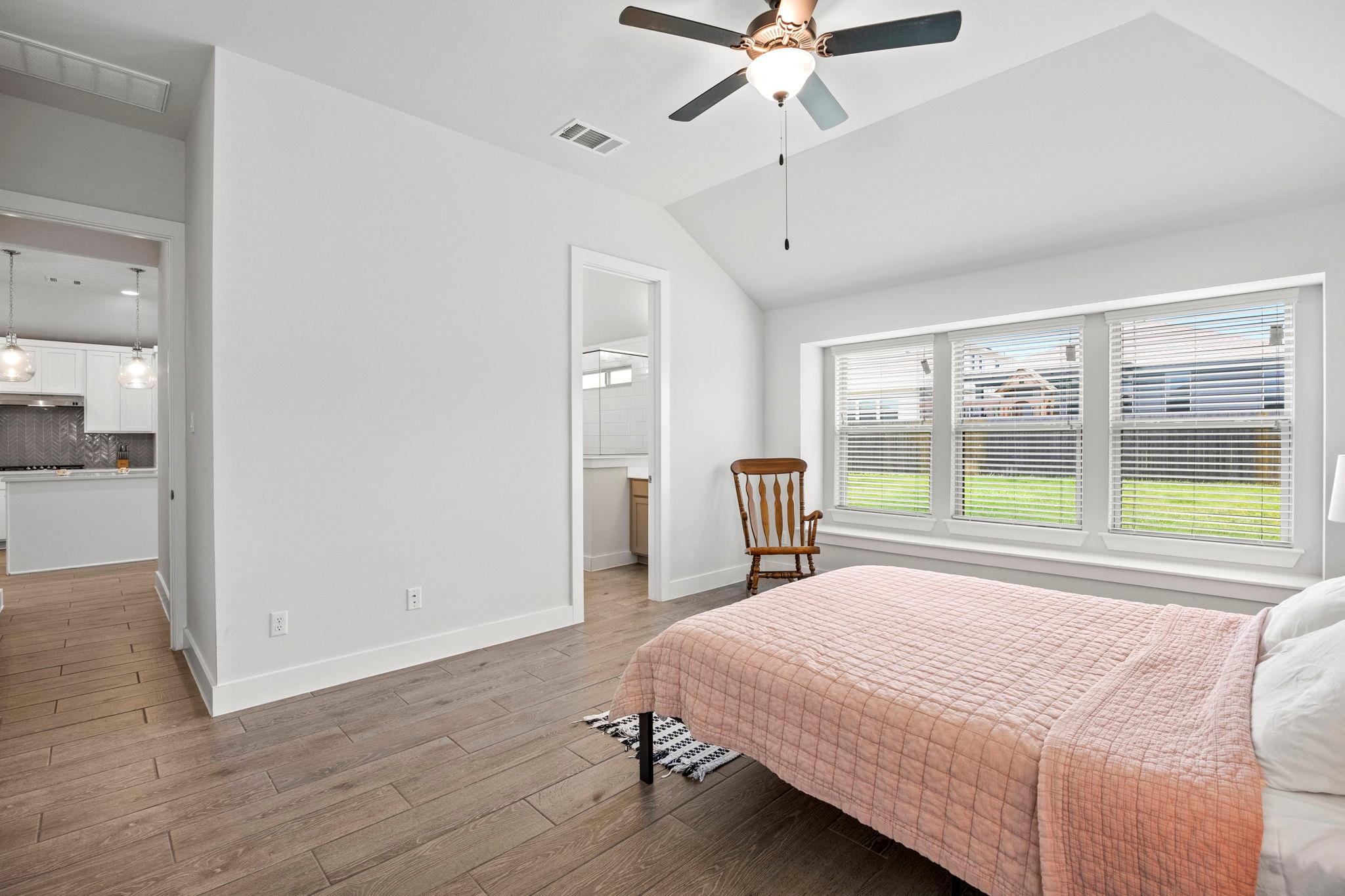 532 Elm Green St, Hutto, TX 78634