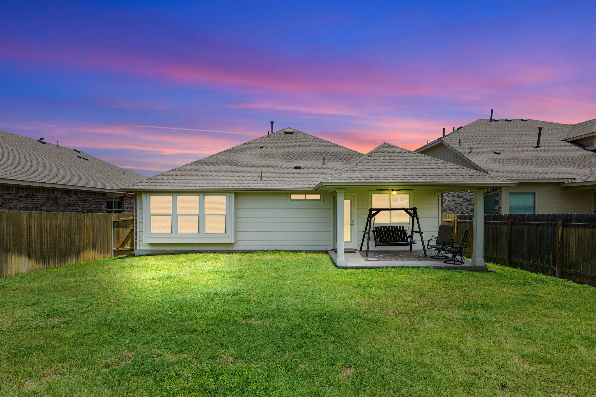 532 Elm Green St, Hutto, TX 78634