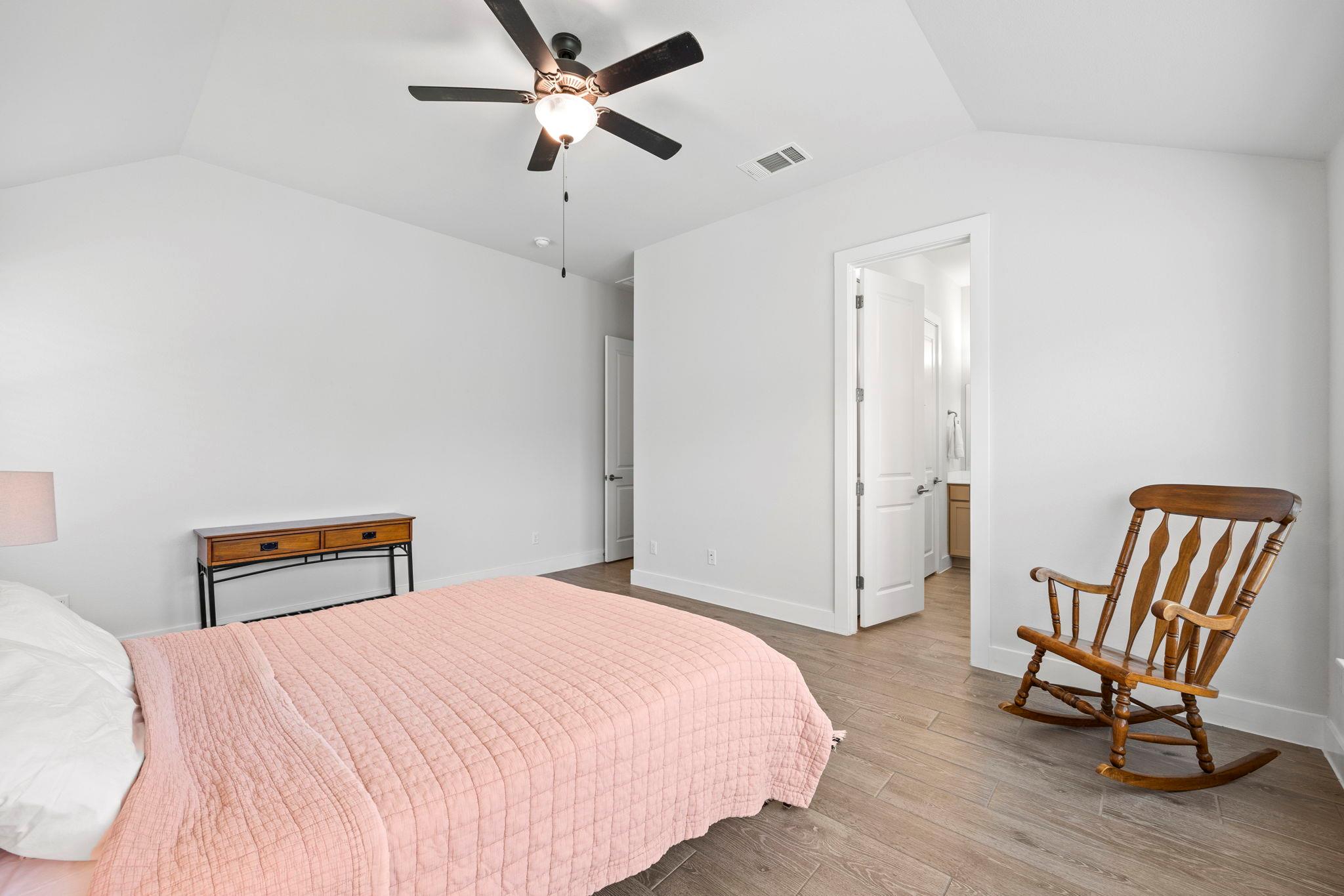 532 Elm Green St, Hutto, TX 78634