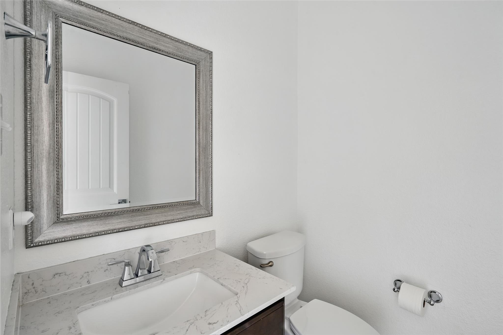 144 Holstein St, Hutto, TX 78634