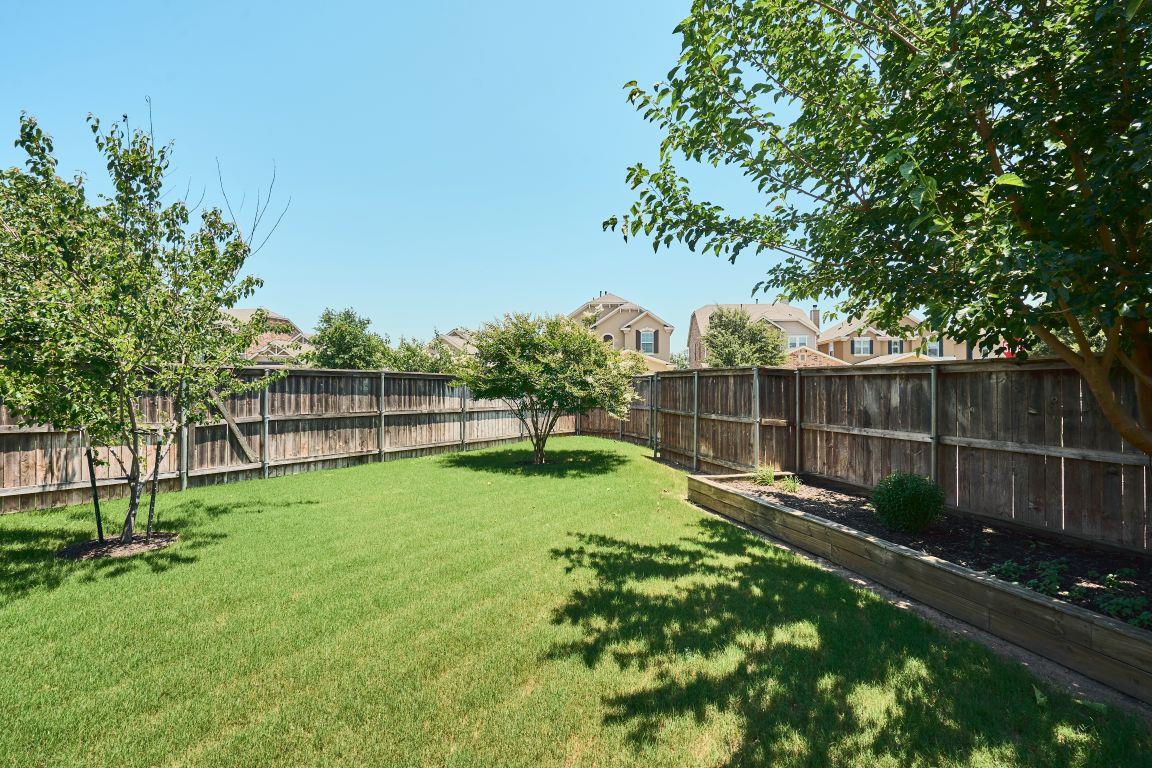 144 Holstein St, Hutto, TX 78634