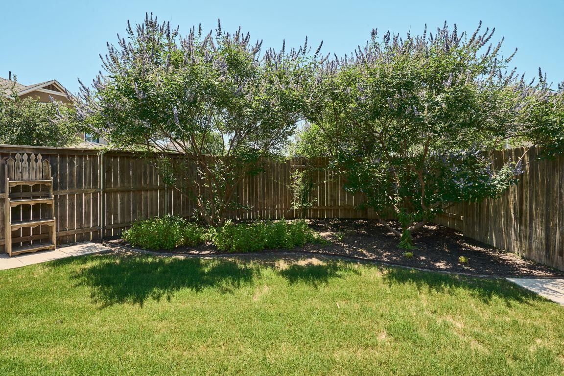 144 Holstein St, Hutto, TX 78634
