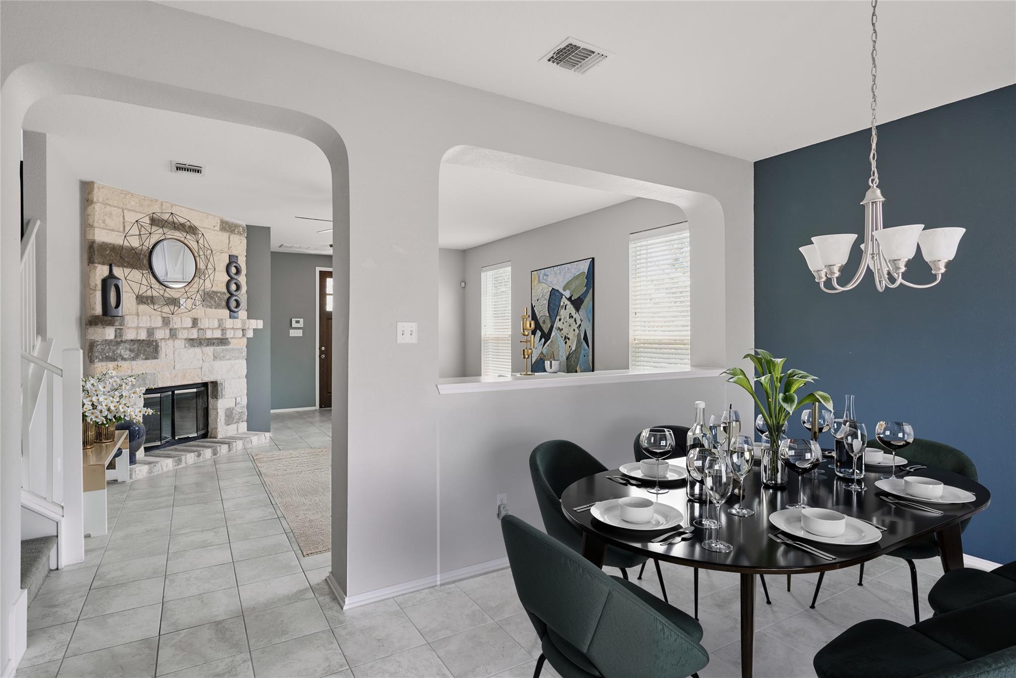 144 Holstein St, Hutto, TX 78634