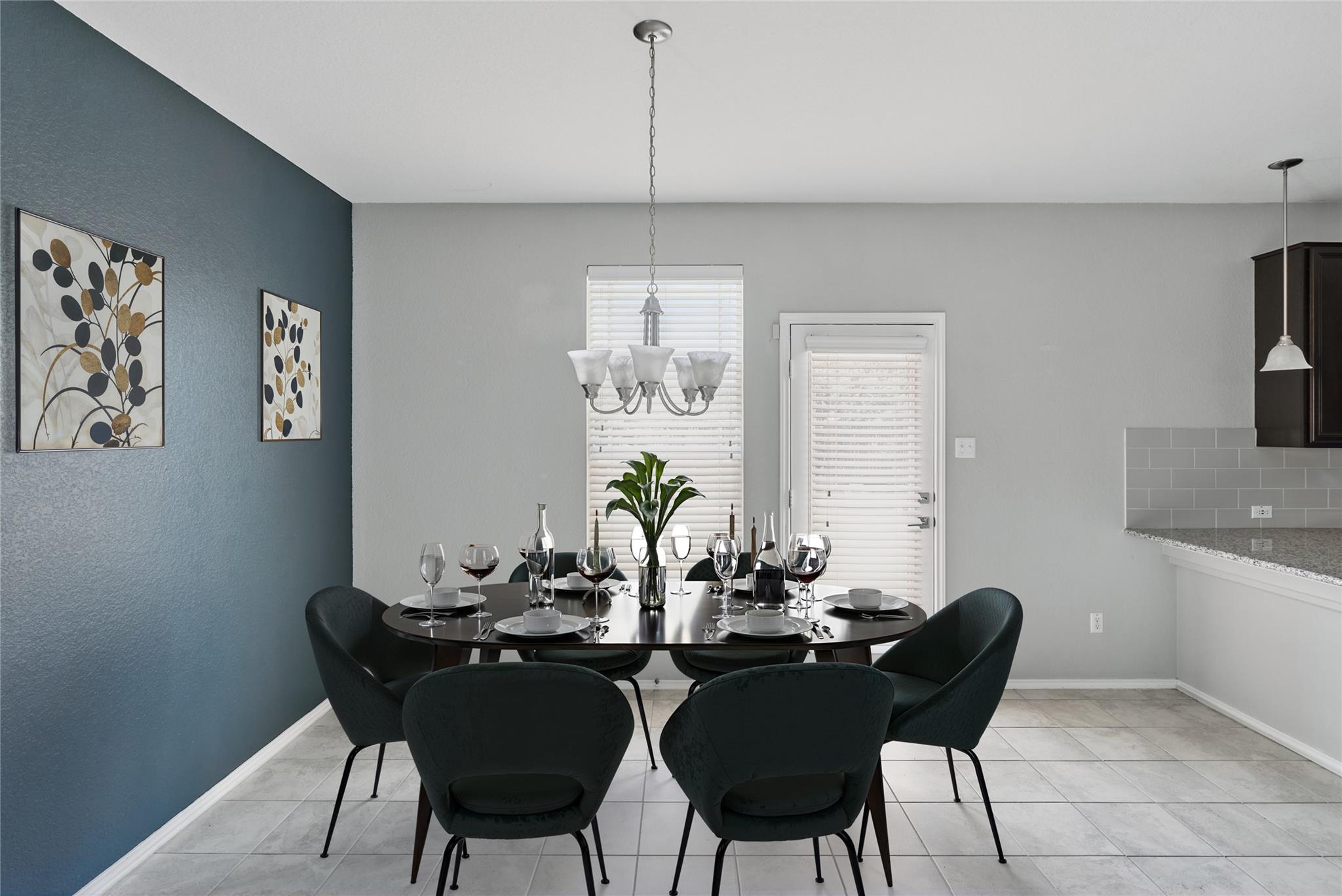 144 Holstein St, Hutto, TX 78634