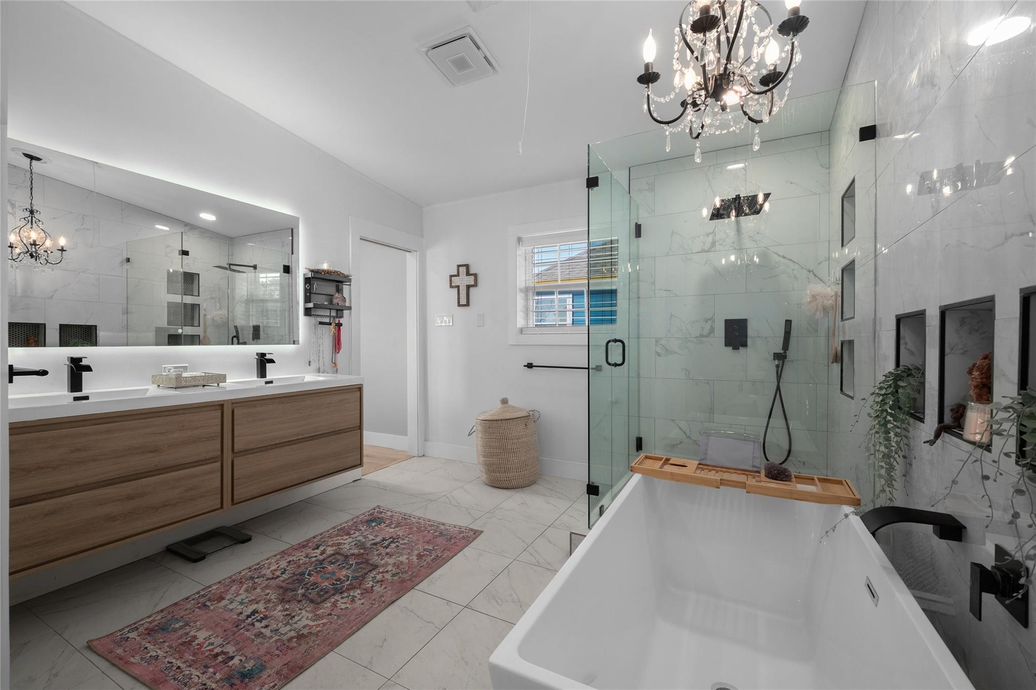 120 Acapulco Dr, Lakeway, TX 78734