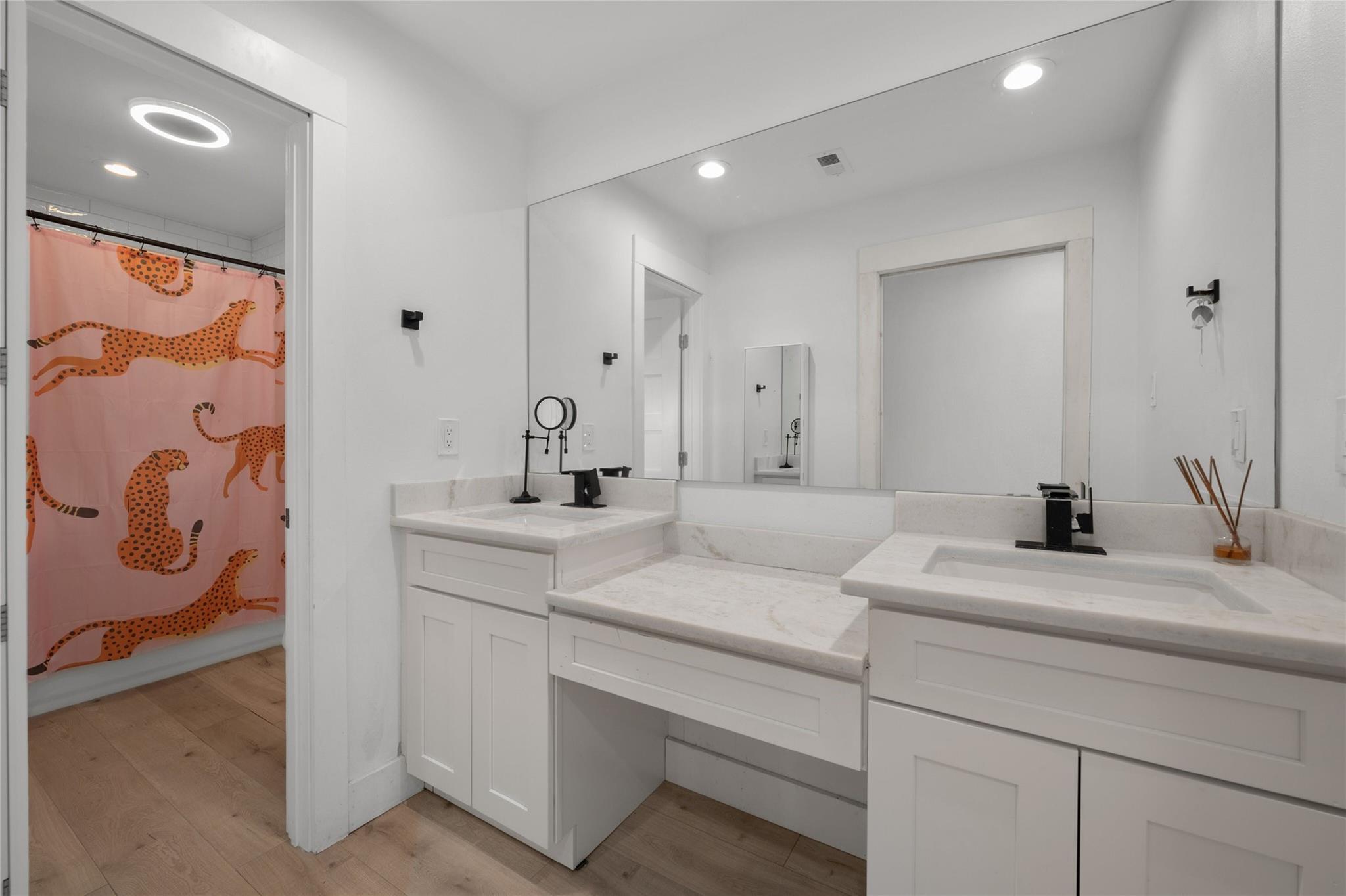 120 Acapulco Dr, Lakeway, TX 78734